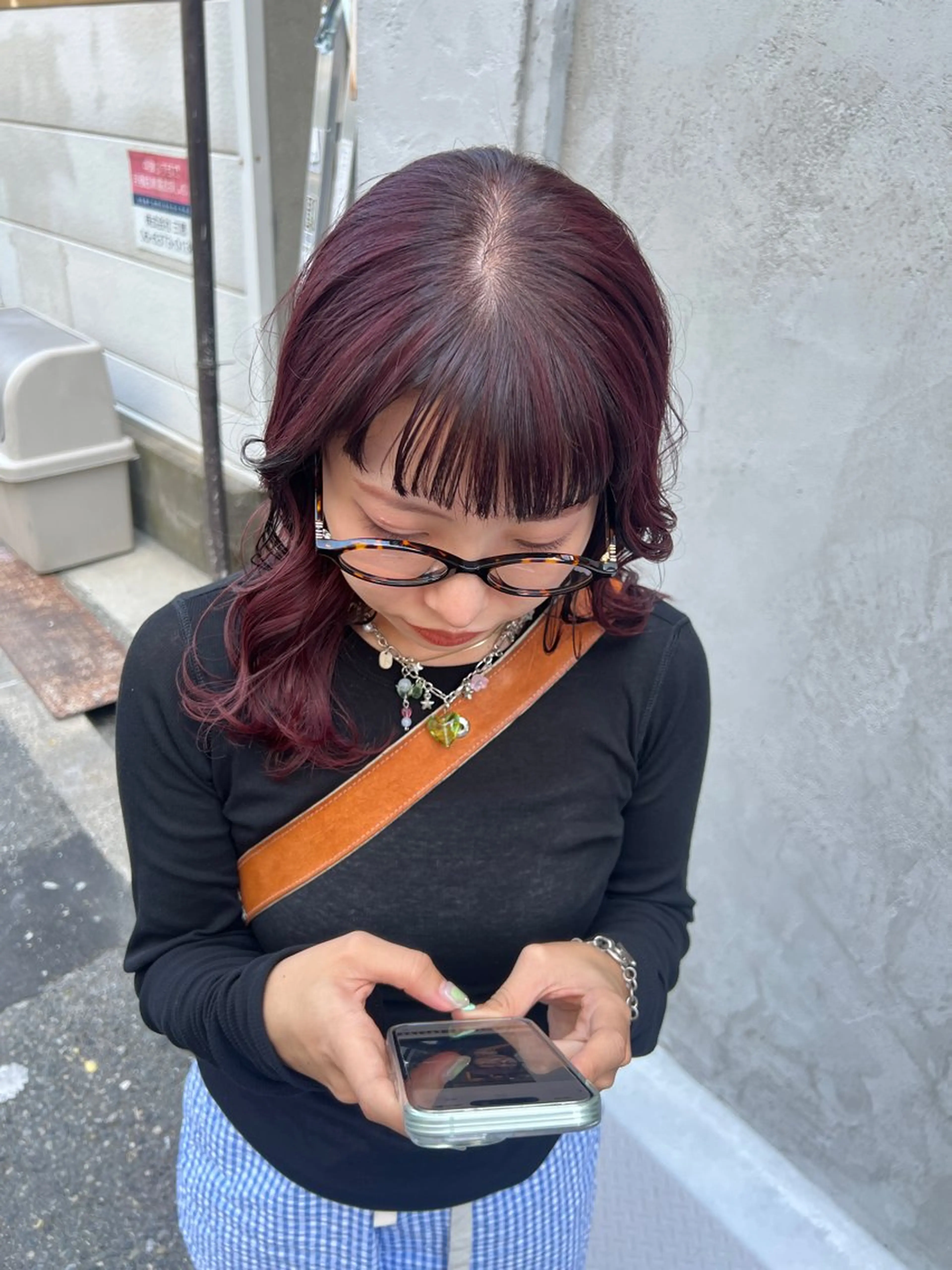 セミロング カラー 顔周りカット beleefric 🩵黒木芽衣のヘアスタイル