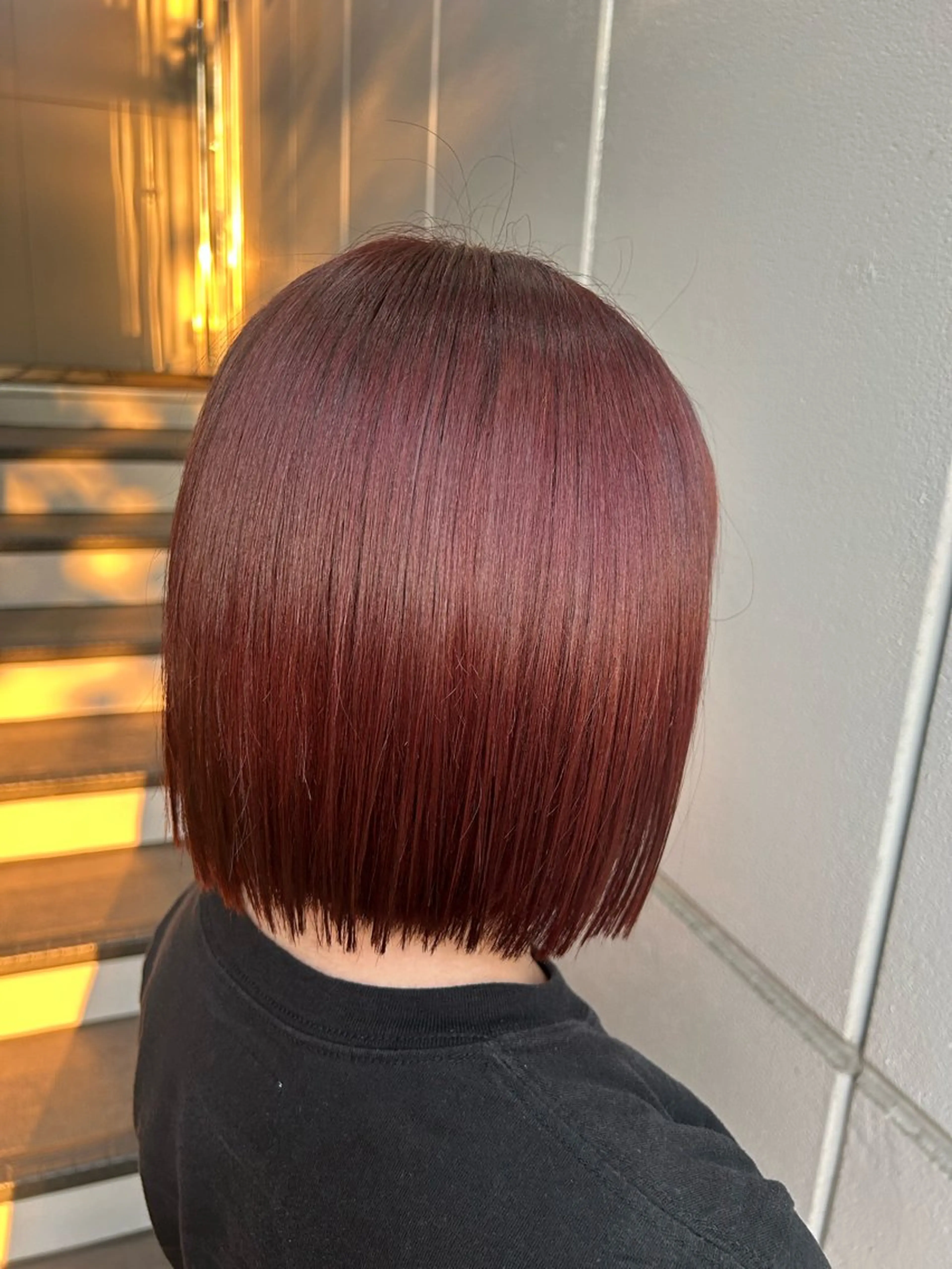 ミディアム カラー ボルドーカラー レッドカラー ヘアカラー カラーモデル/暖色 /愛海のヘアスタイル