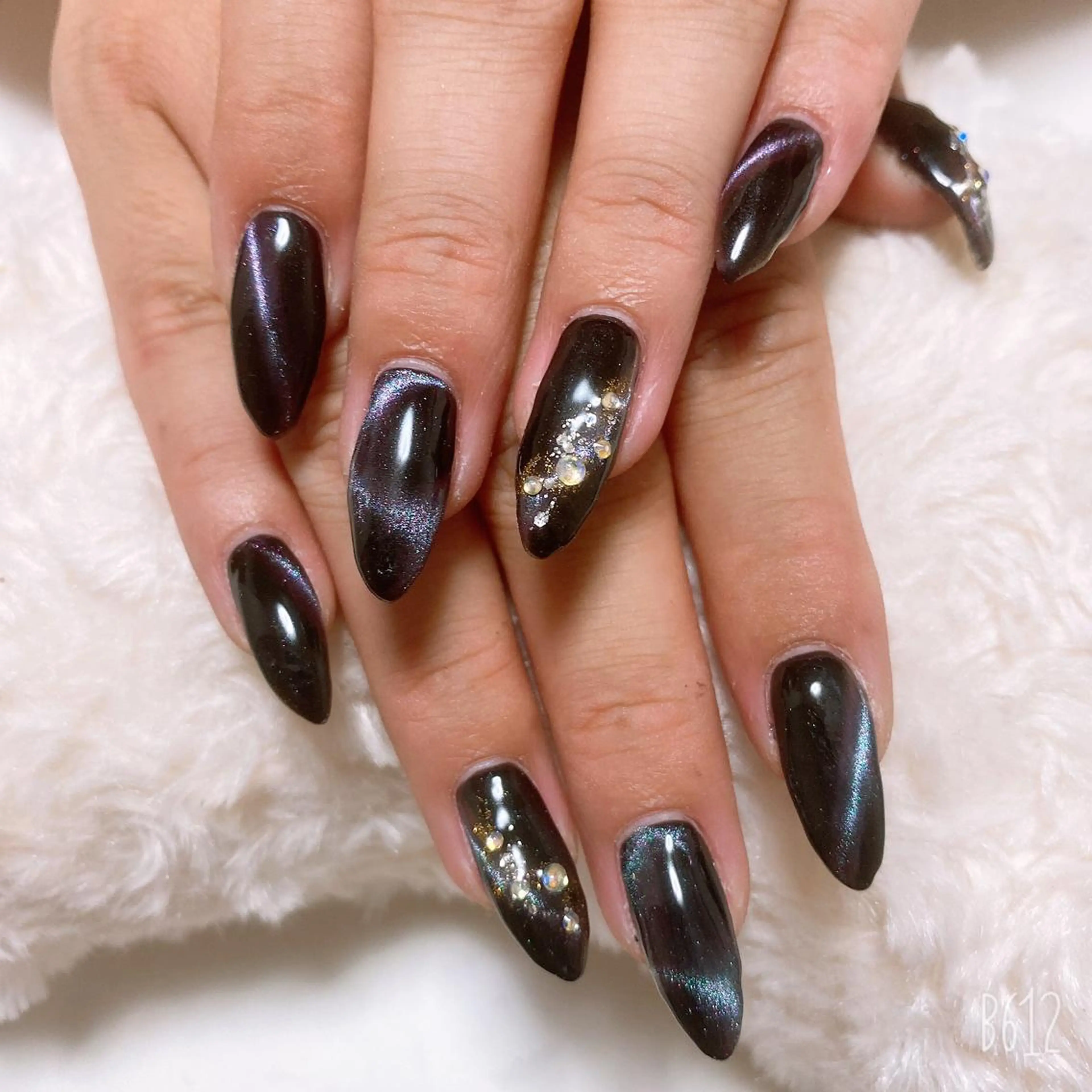 ネイル The Best Beauty受付担当のヘアスタイル