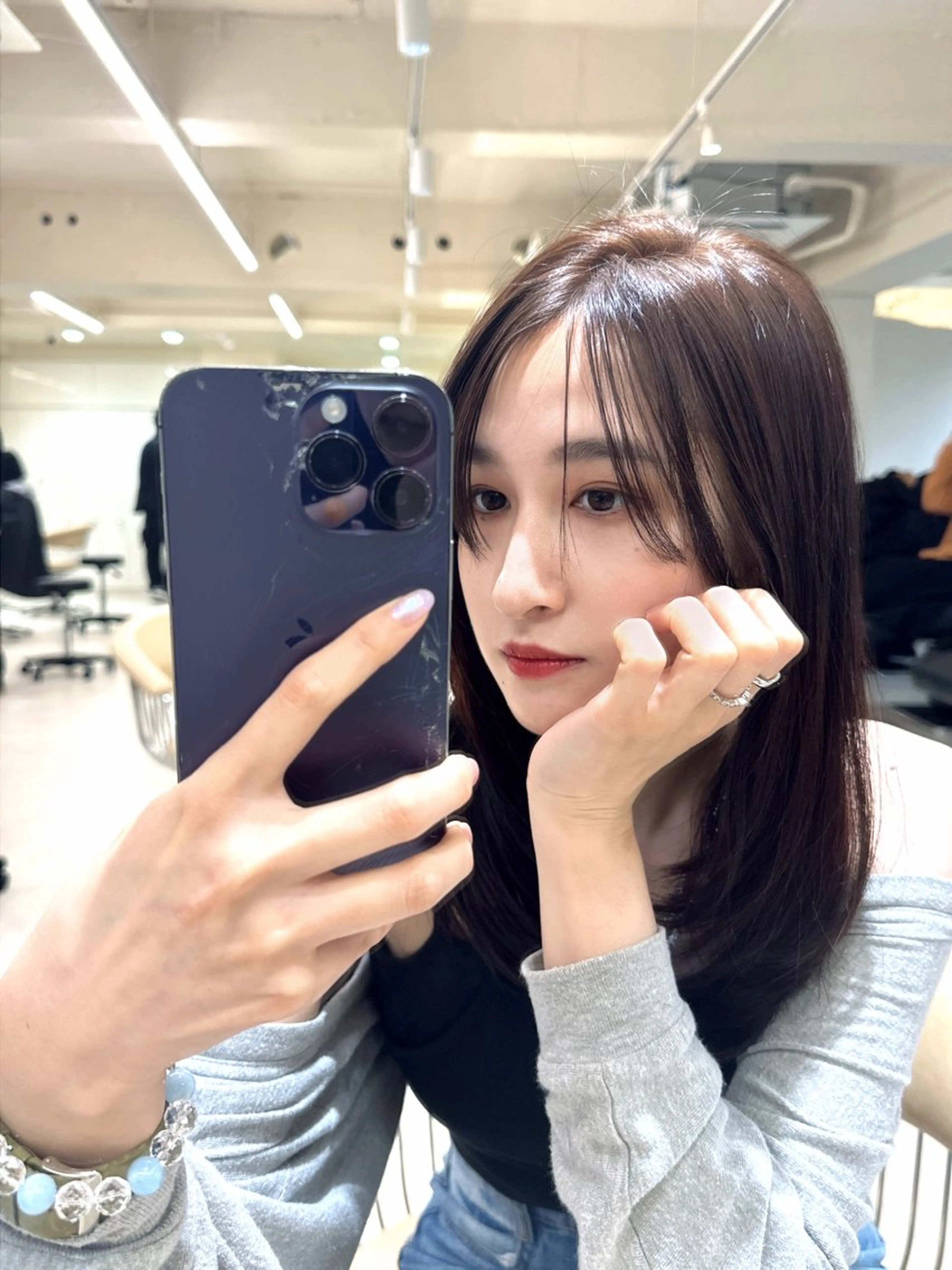 ロング カラー カット センターパート/ 暖色カラーayuのヘアスタイル