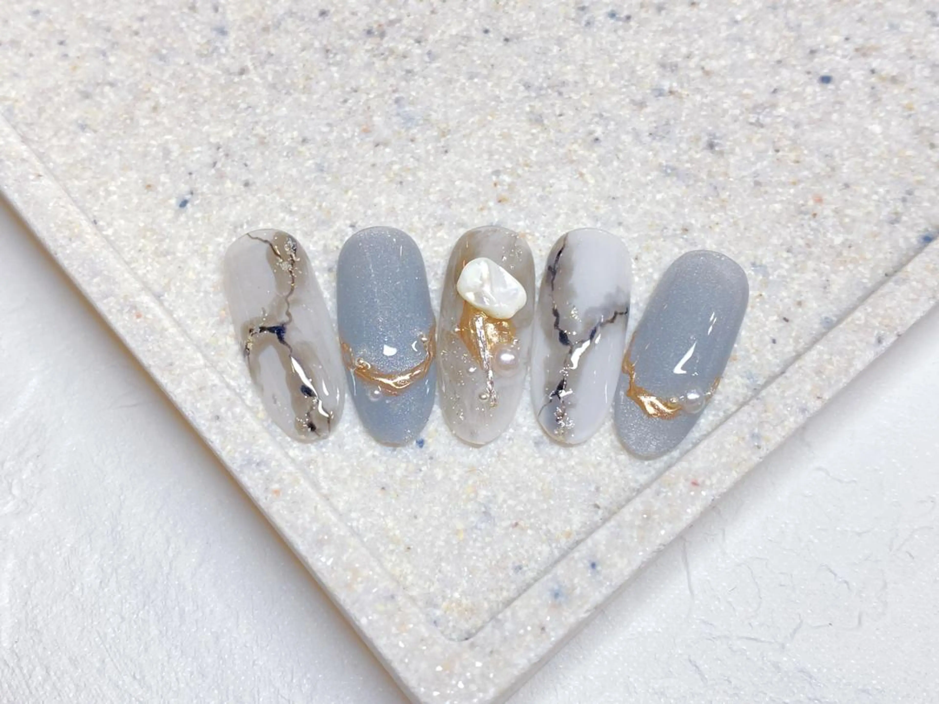 【オフあり】初回ソフトジェルオフ無料♫　ニュアンス定額デザイン☆ Hand Gel 平日¥8300/土日祝¥8800の写真