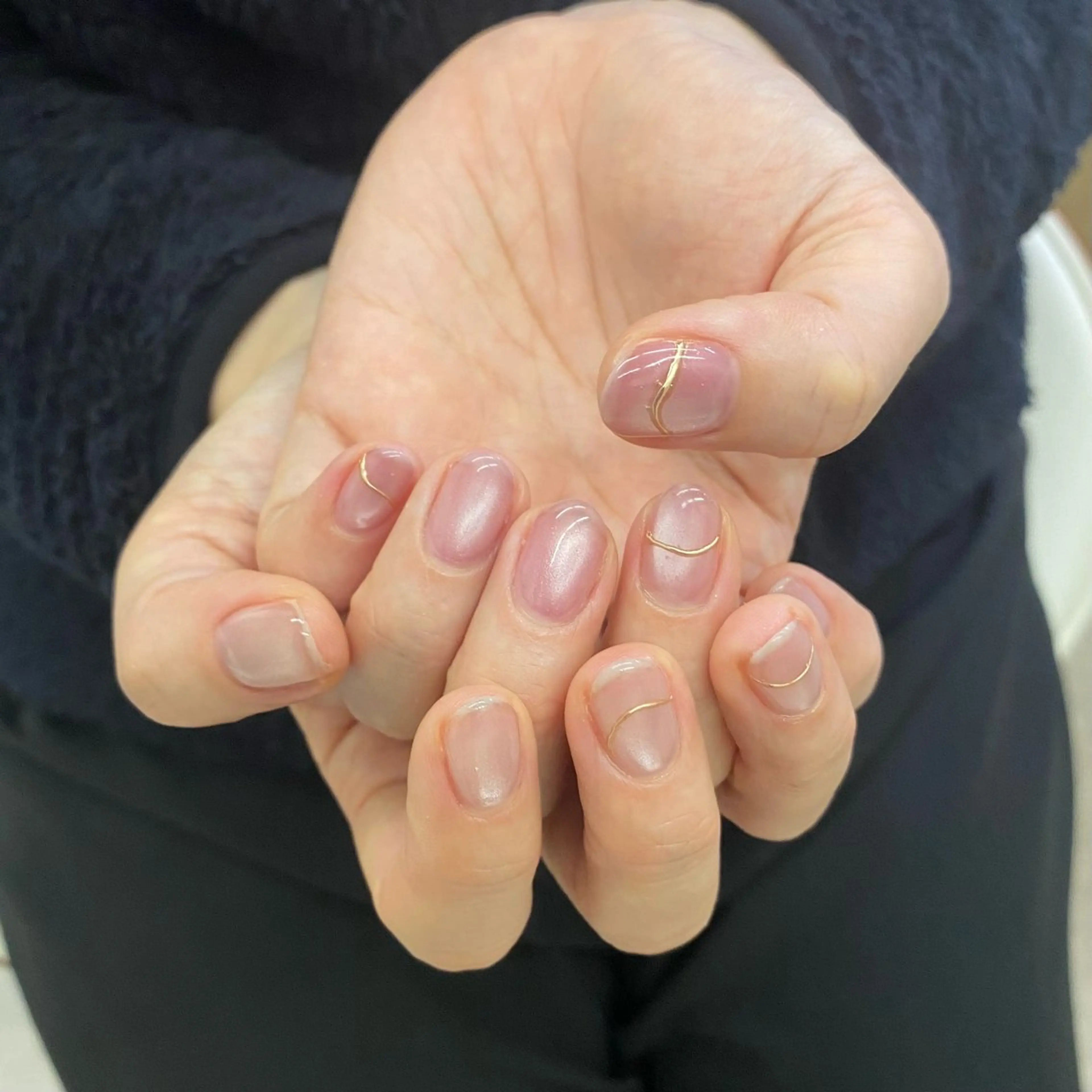 ネイル アートネイル ゴールド ミラーネイル ハンドネイル nail salon muuのネイルデザイン