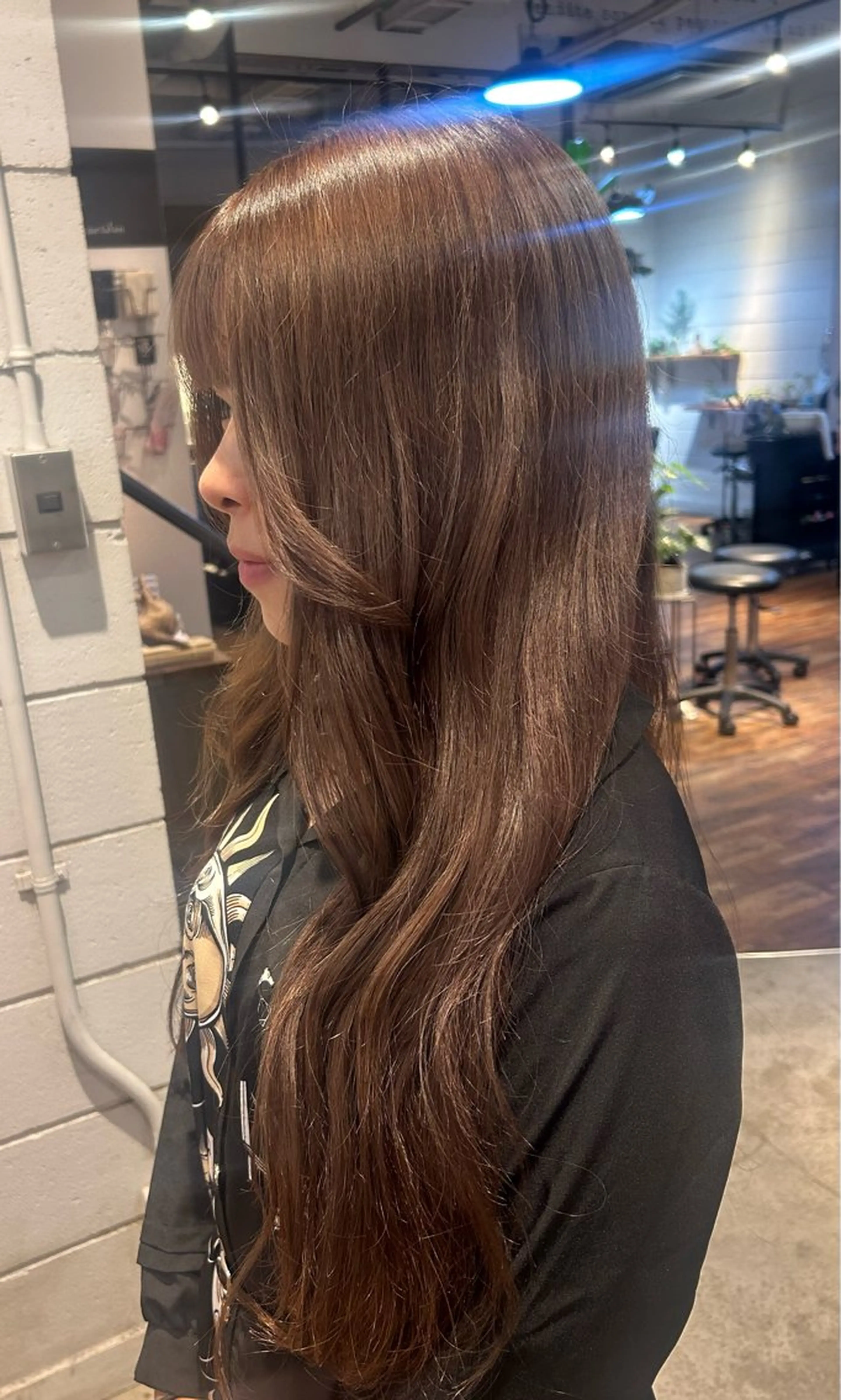 ロング レイヤーカット 新美 千奈のヘアスタイル