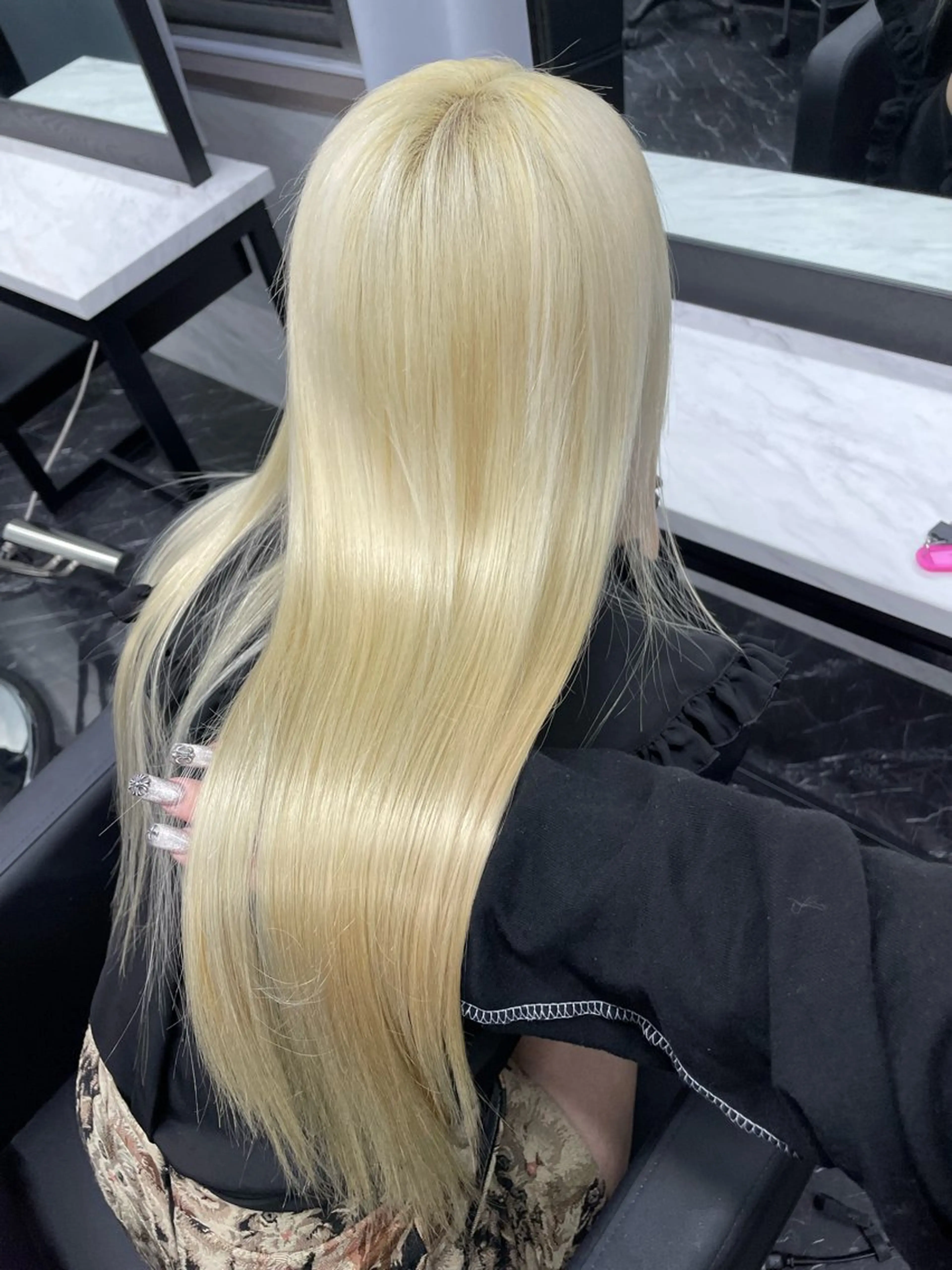 ロング カラー ヘアカラー エクステ Ria OSAKA　梅田所属・マリカ🦋韓国 ハイトーン/エクステのヘアスタイル