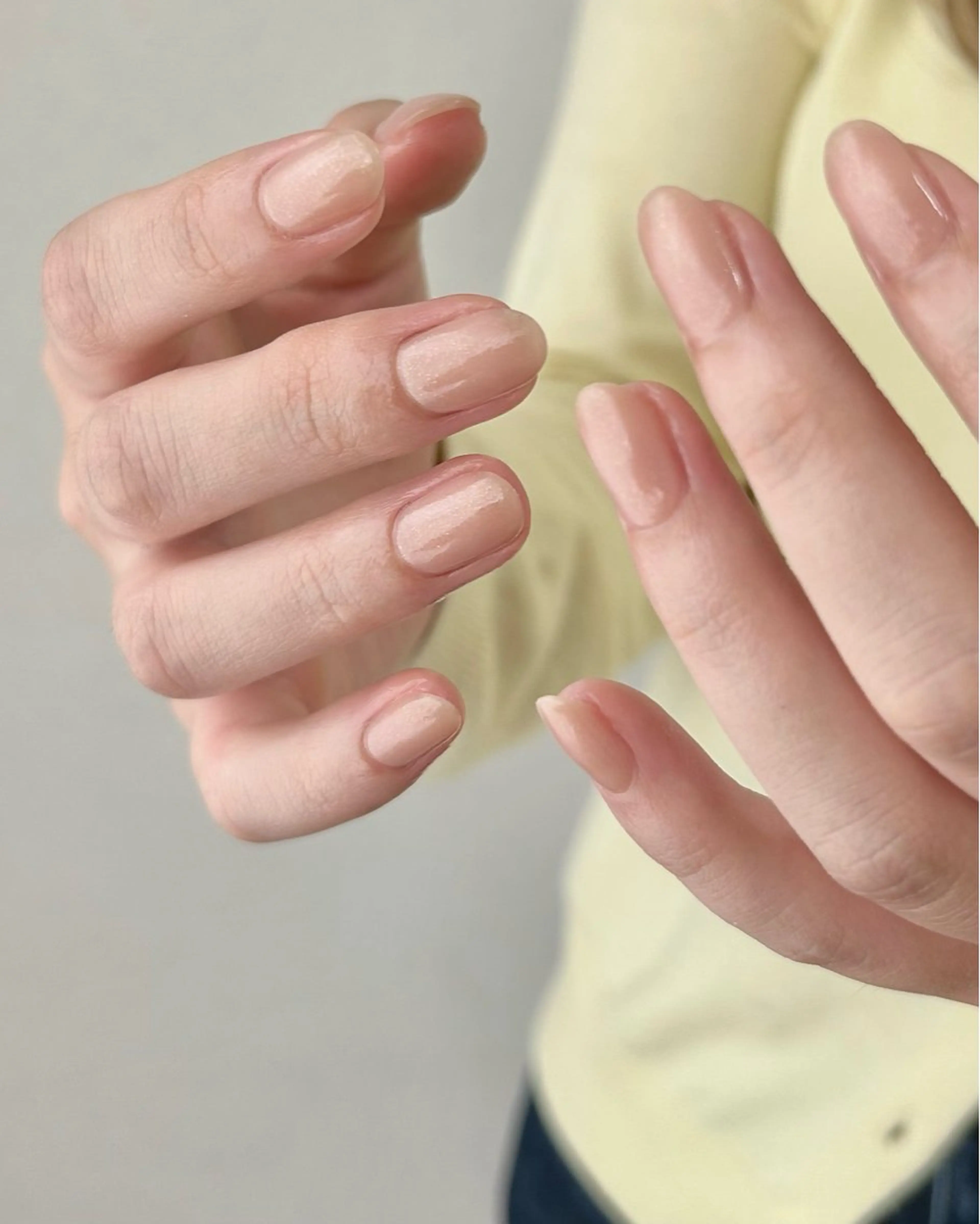 ネイル オーロラネイル ジェルネイル キラキラネイル ニュアンスネイル オフィスネイル 𓂃toi. 儚げnuanceのネイルデザイン