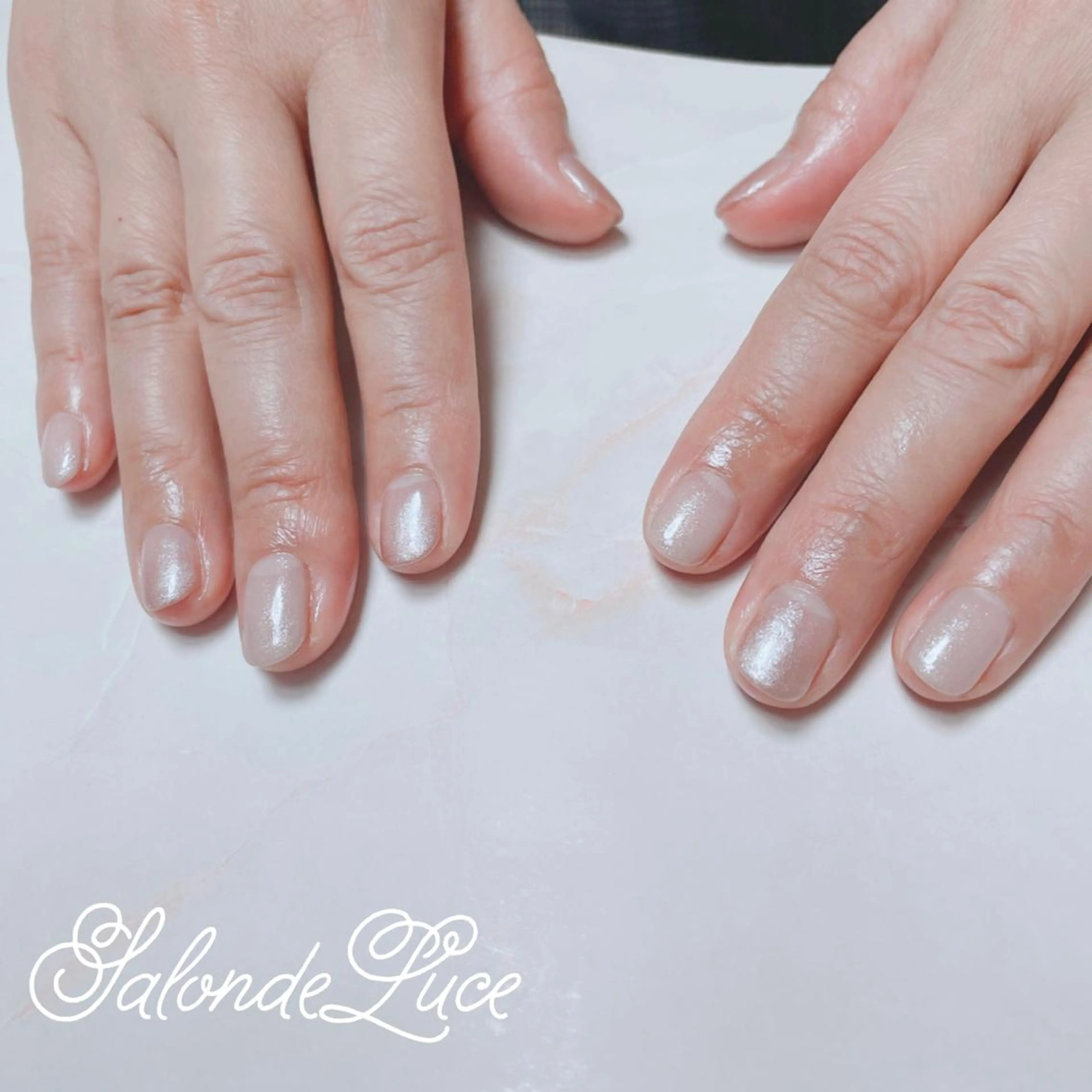 ネイル グラデーション キラキラネイル ハンドネイル Salon de Luceのネイルデザイン