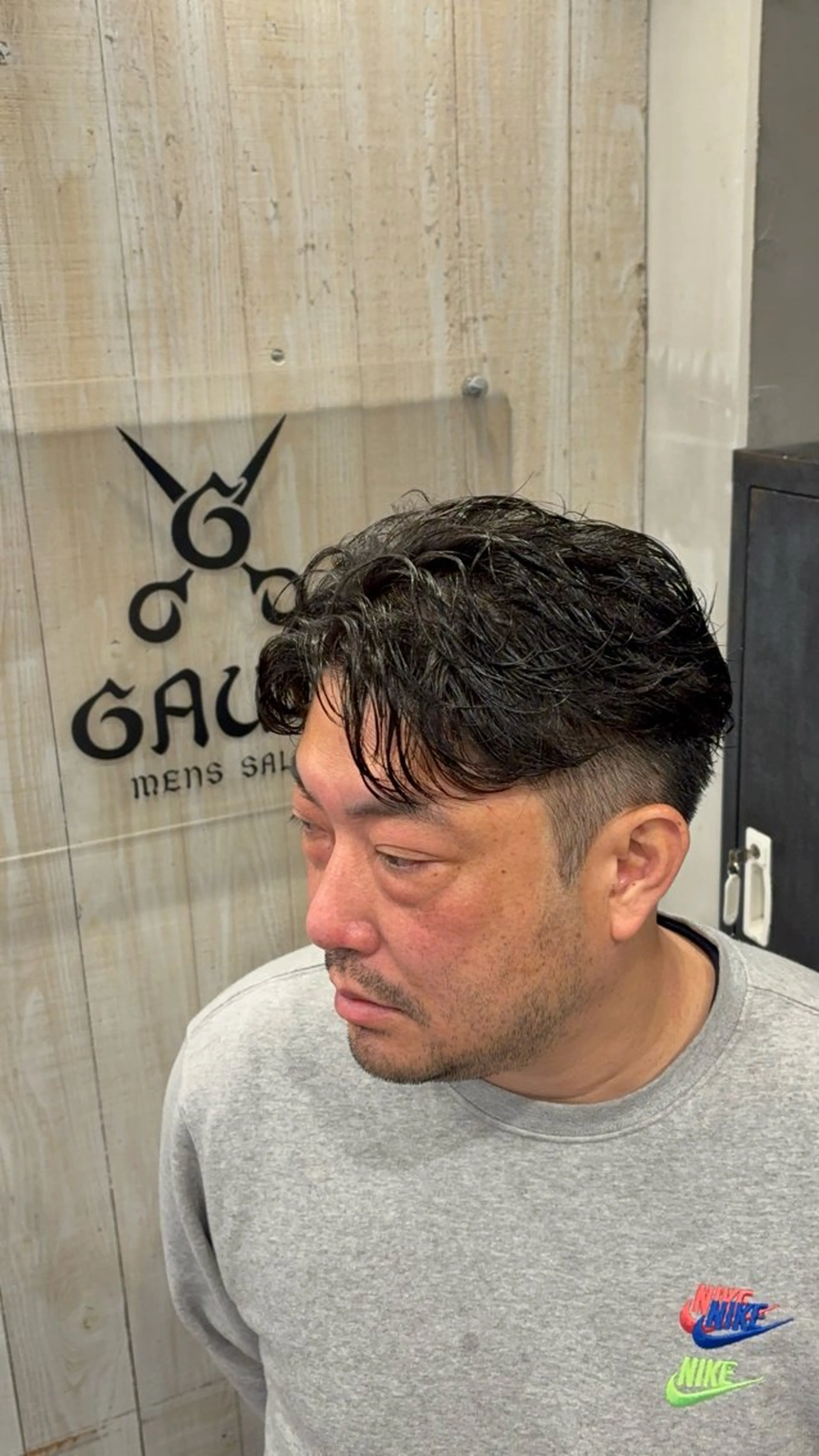 メンズ パーマ men's salon gaudi梅田茶屋町店所属・青木 星翔のヘアスタイル