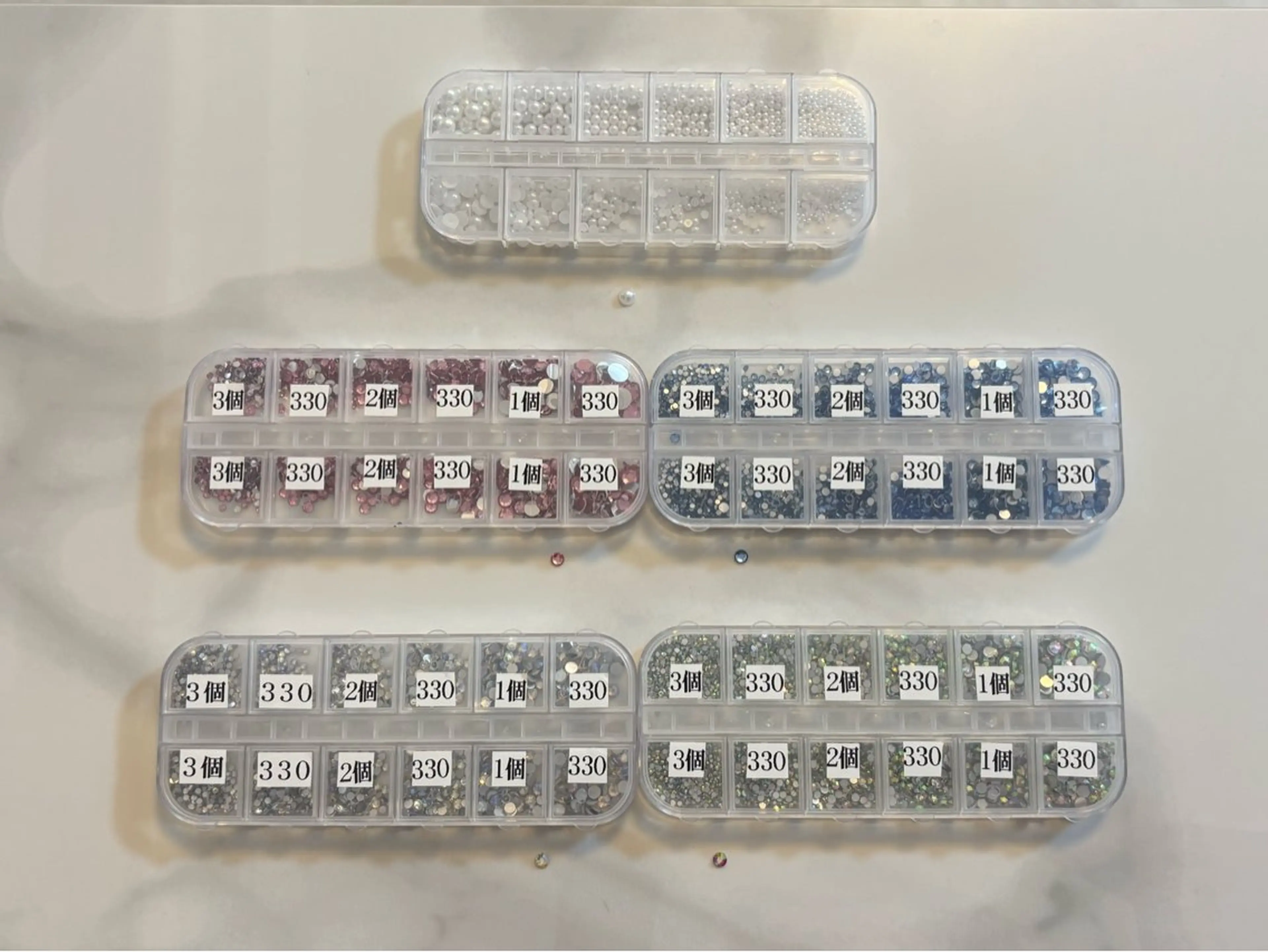 ネイル ストーンネイル eccoネイル南越谷所属・サブスクネイル eccoネイル南越谷のネイルデザイン