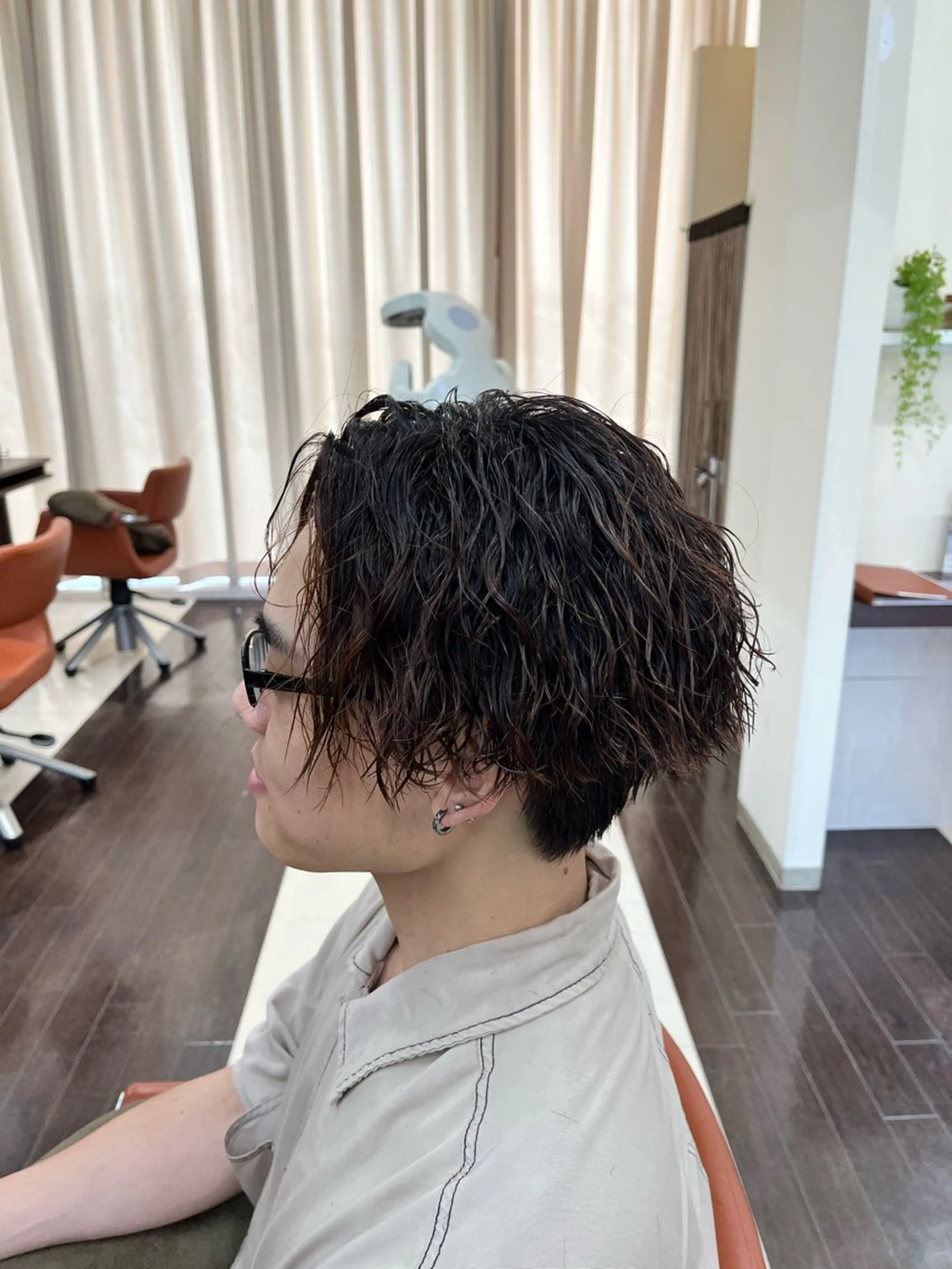 ショート パーマ メンズ センターパート メンズパーマ ツイストスパイラルパーマ スパイラルパーマ AROH  men's cut&men's perm 船橋店所属・🧊メンズ特化🧊 高木航希のヘアスタイル