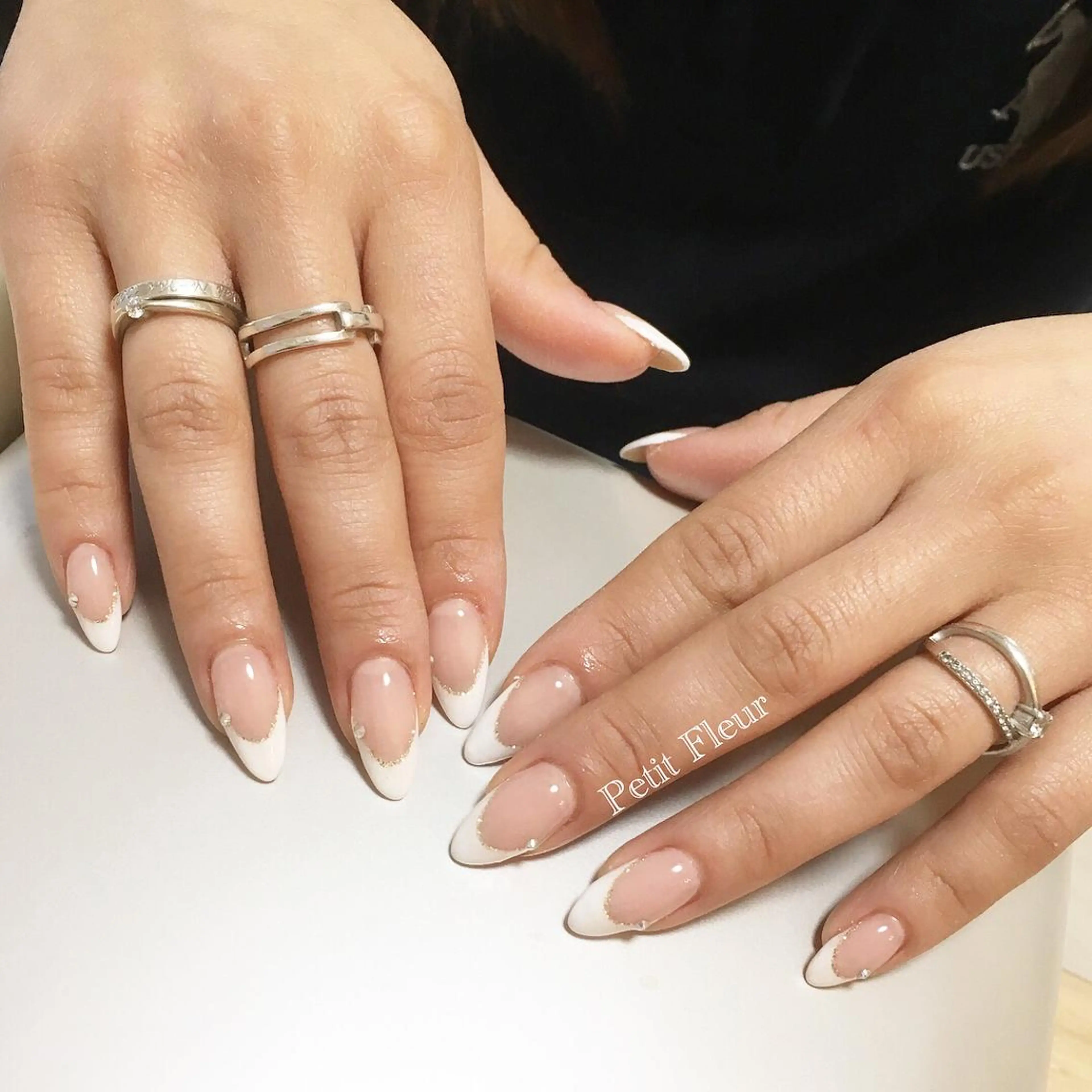 ネイル フレンチネイル ワンカラーネイル ホワイト Petit Fleur所属・青柳 亜梨奈のマツエク・マツパデザイン