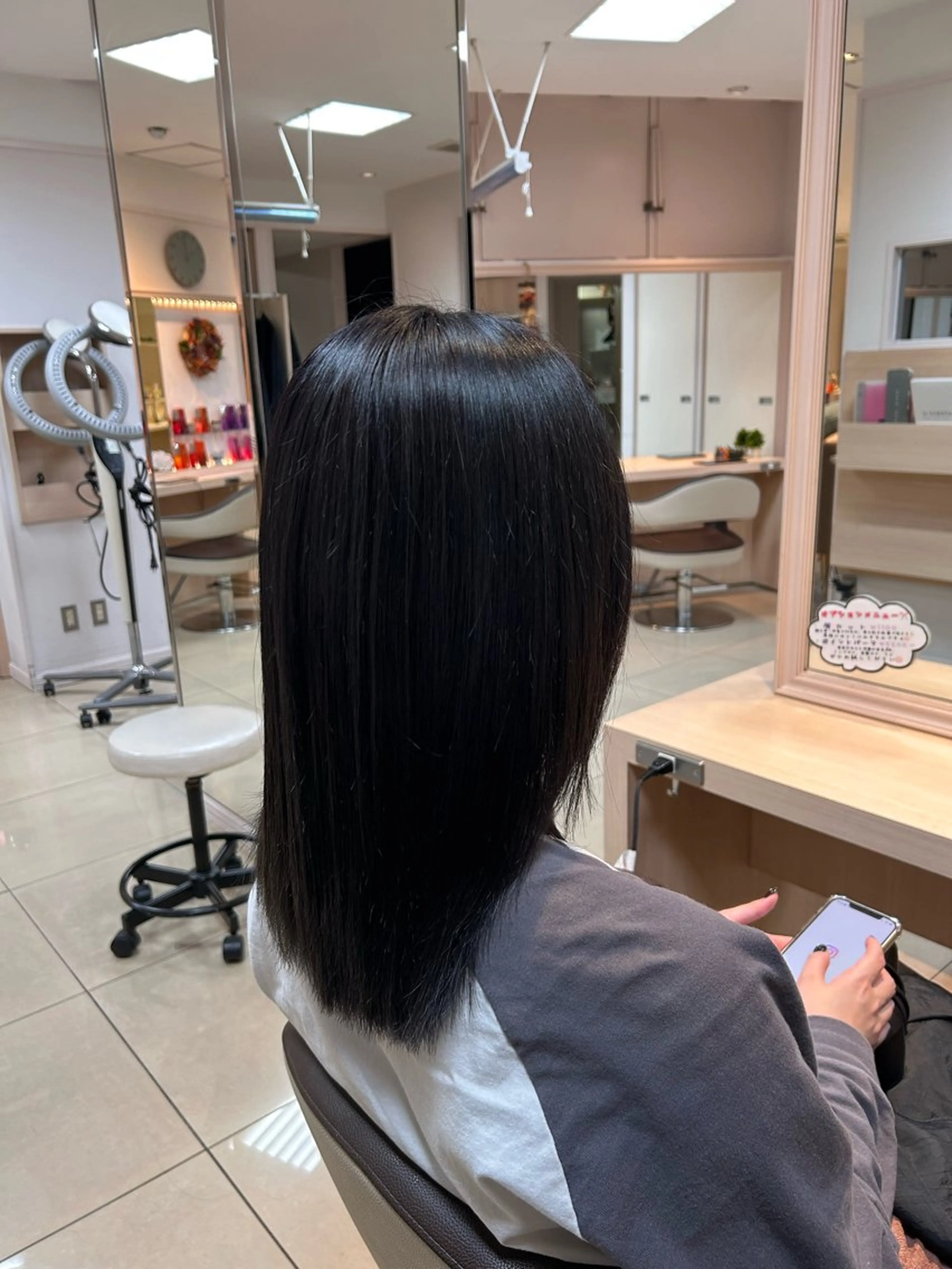 セミロング MIKU🌧️ カラーモデル募集中のヘアスタイル