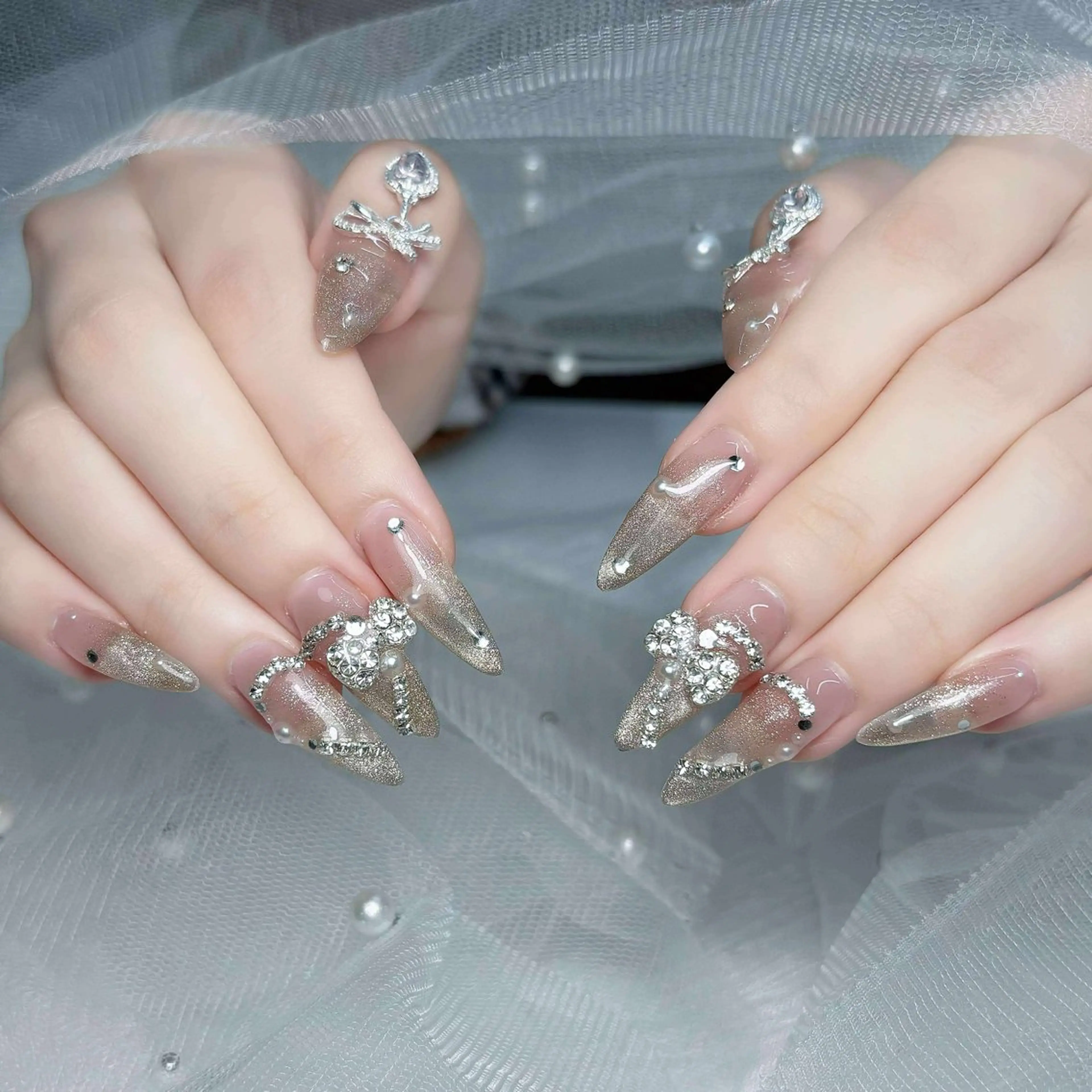 ネイル ハンドネイル ハンドケア Nova Nail Nambaのネイルデザイン