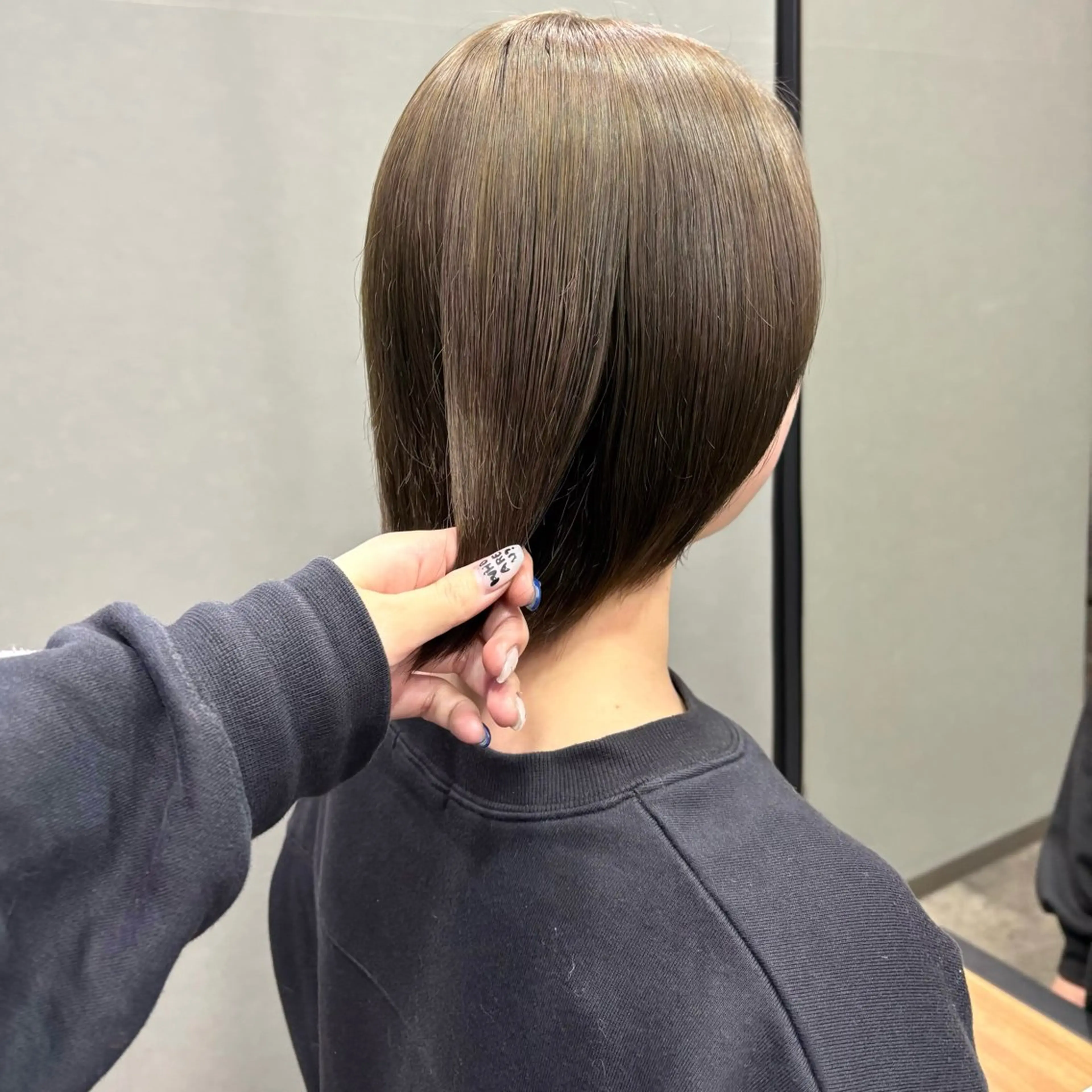 カラー ブリーチ ケアブリーチ 透明感カラー グレージュ オリーブグレージュ 浜松/メンズサロン/ Yuna🐈‍⬛🫧のヘアスタイル