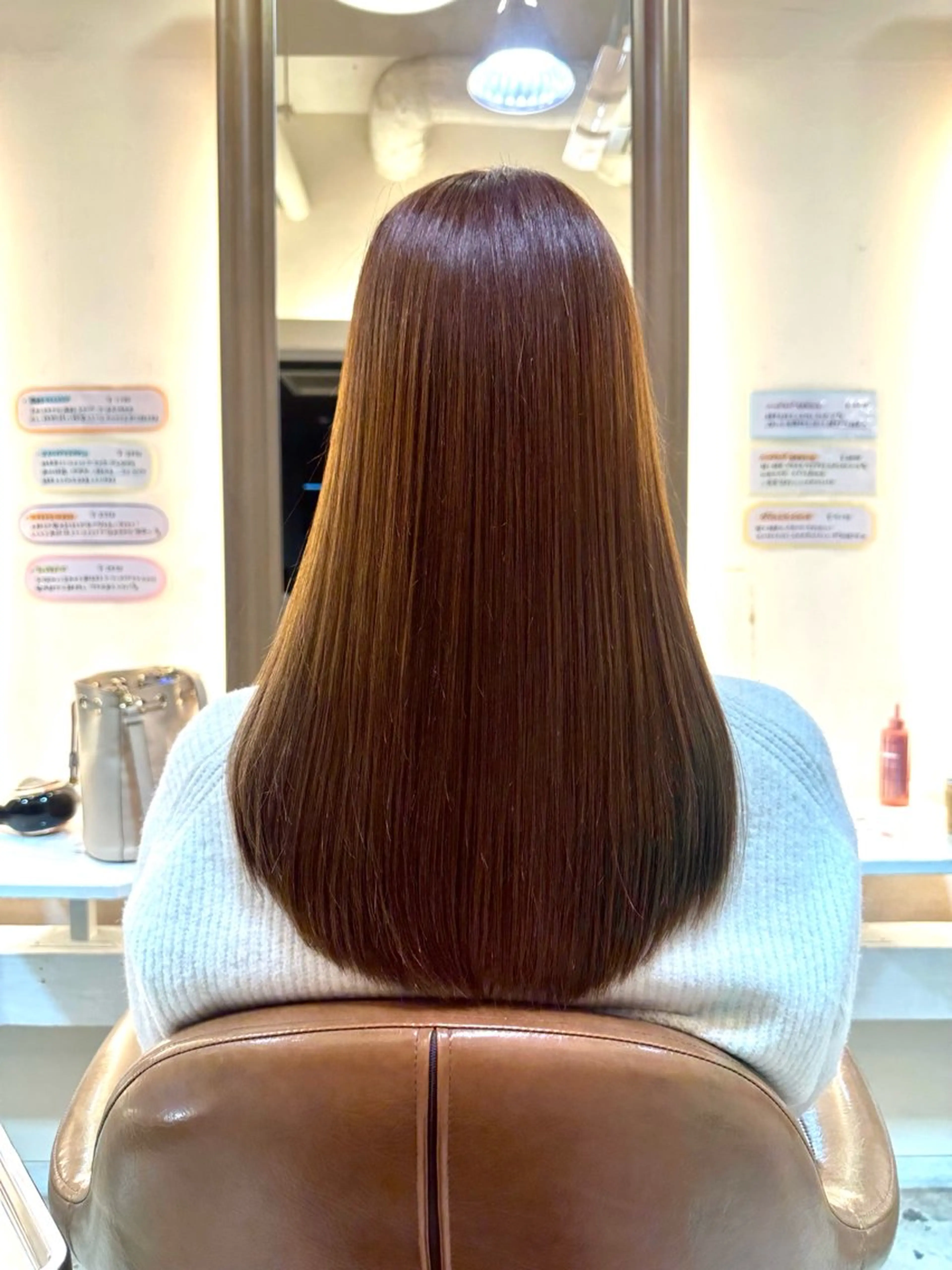 ロング タツキ／レイヤー／ パーマ／艶カラーのヘアスタイル