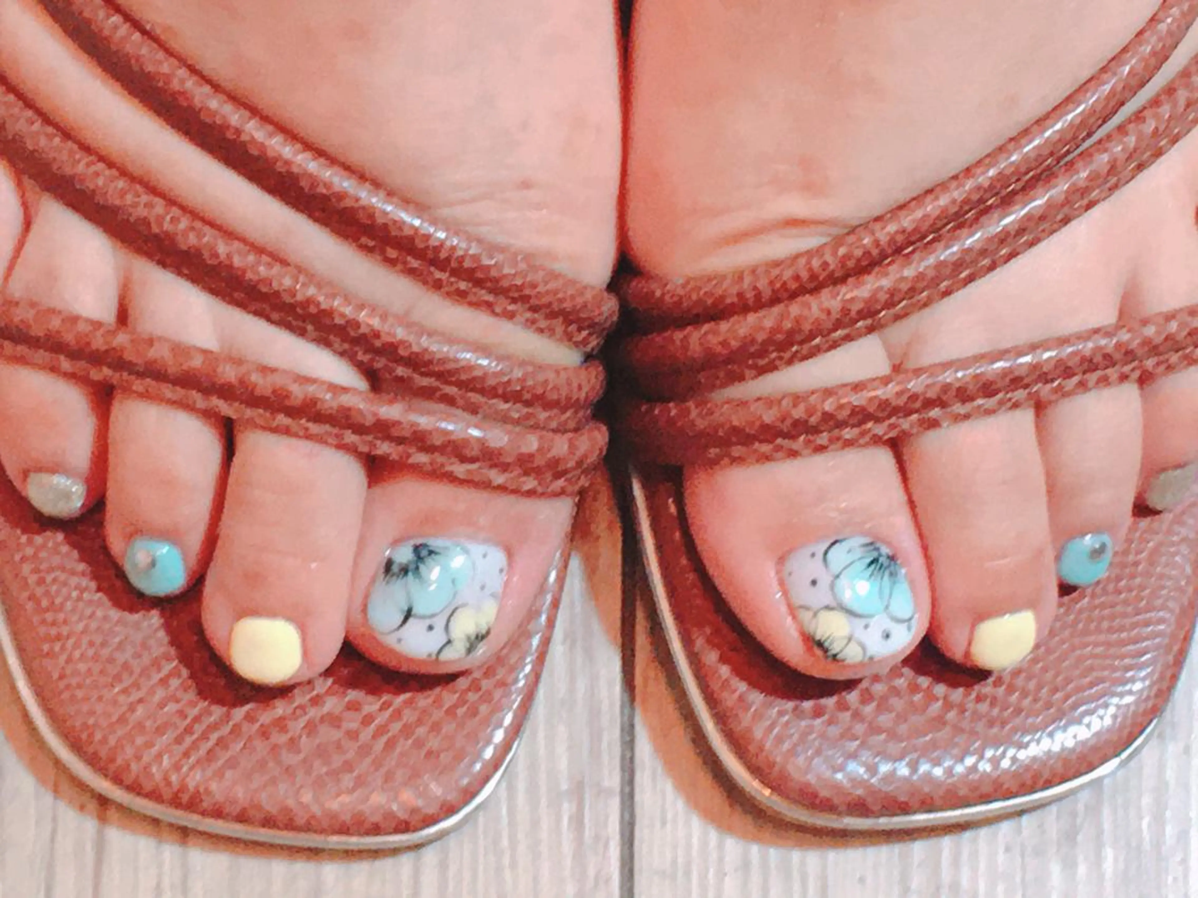 ネイル 古川 里美のネイルデザイン