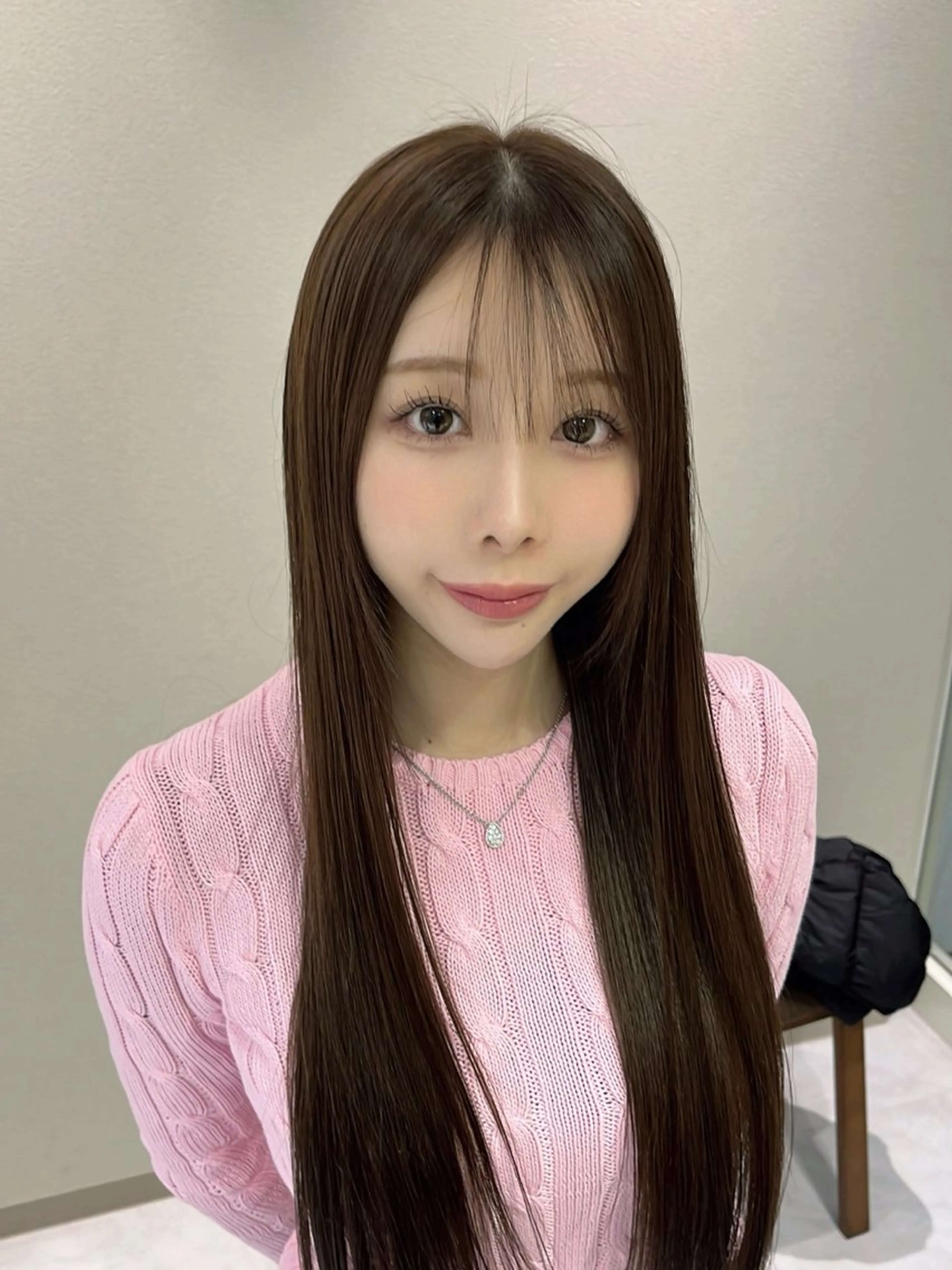 ロング Riku 艶カラーのヘアスタイル