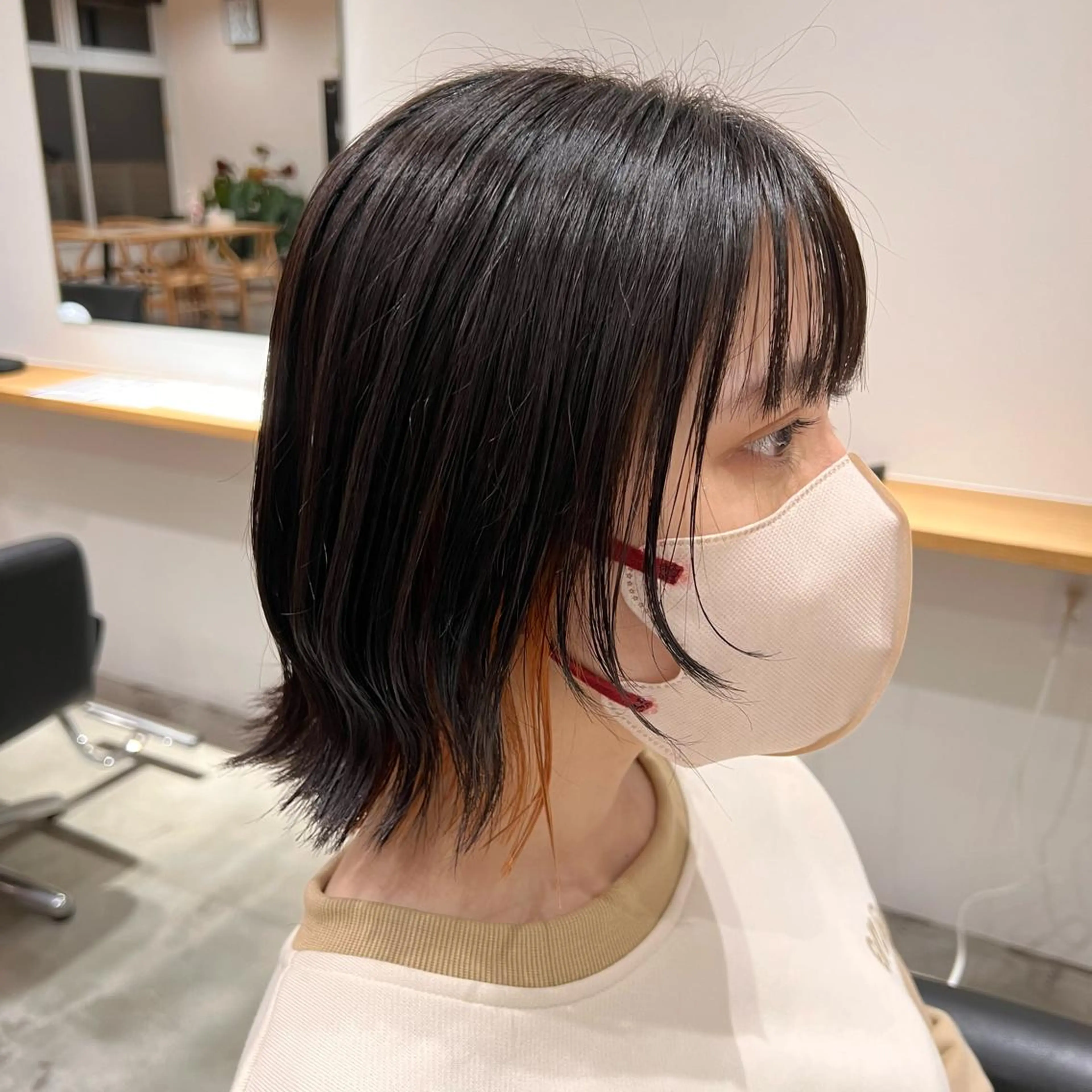 ショート 顔まわりレイヤー 顔周りカット レイヤーカット カット ヘアカラー 切りっぱなしボブ 👩🏼ミニボブのヘアスタイル