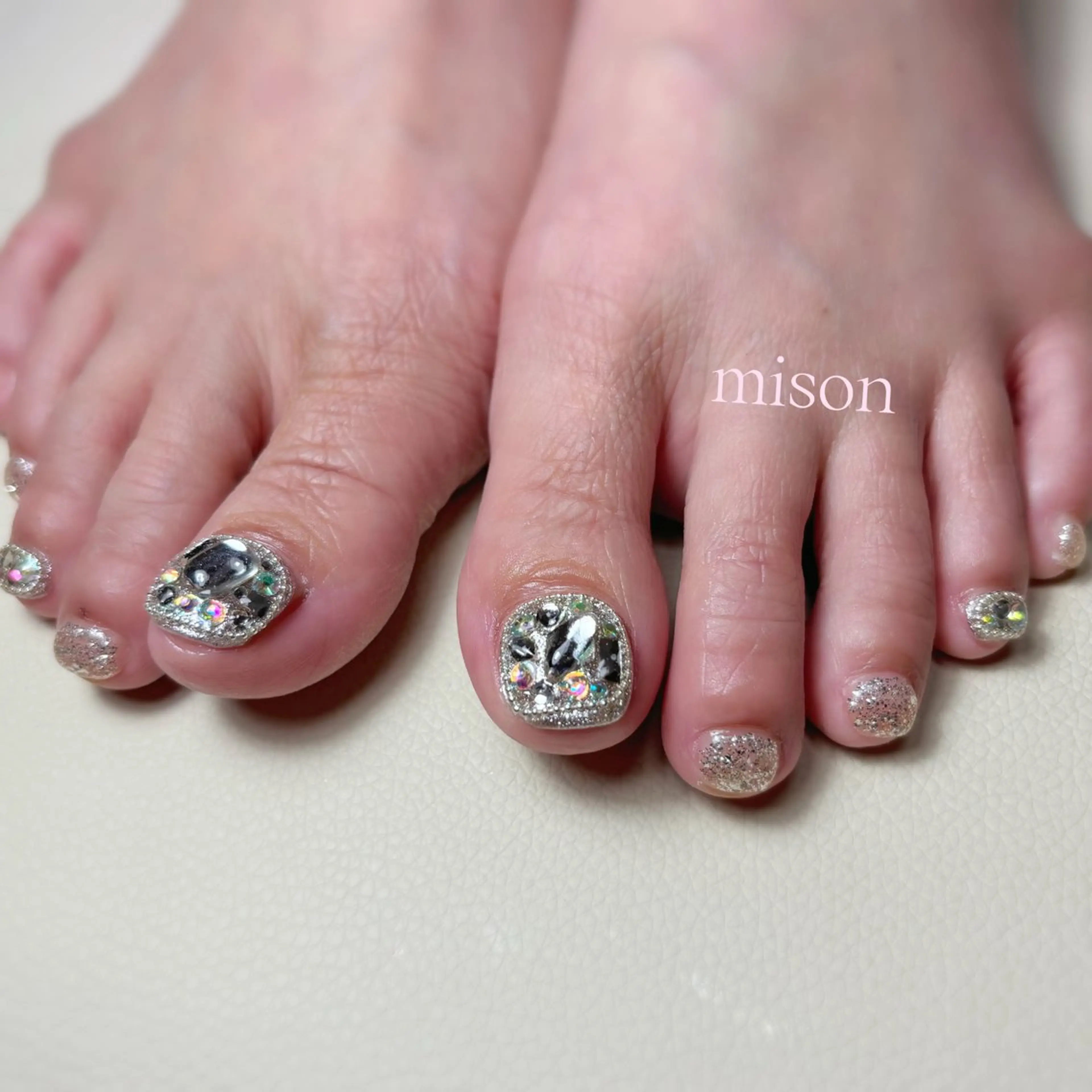 ネイル mison所属・mison 安形友花のネイルデザイン