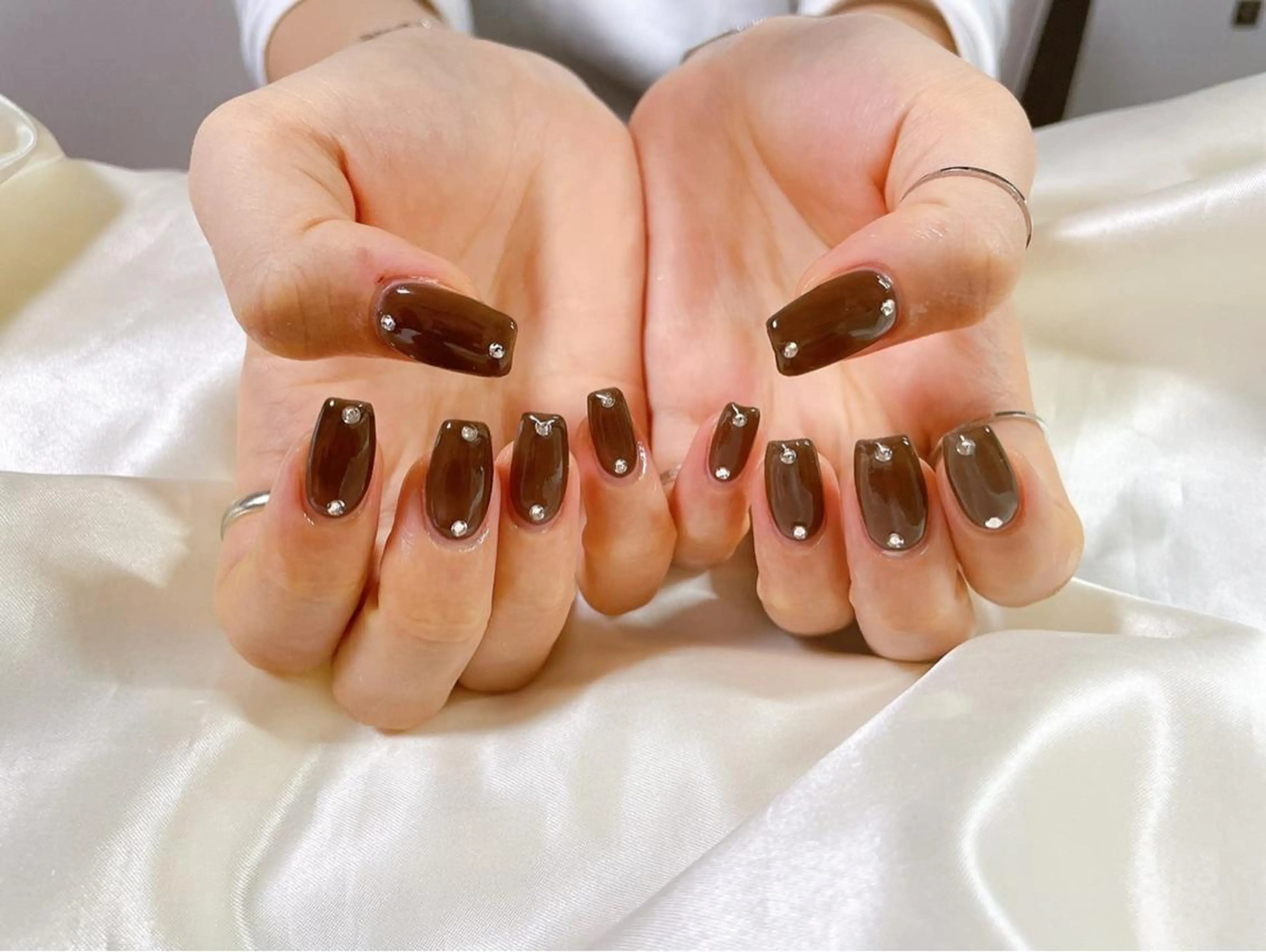 ネイル ストーンネイル ハンドネイル Mogu nail 二子玉川のネイルデザイン