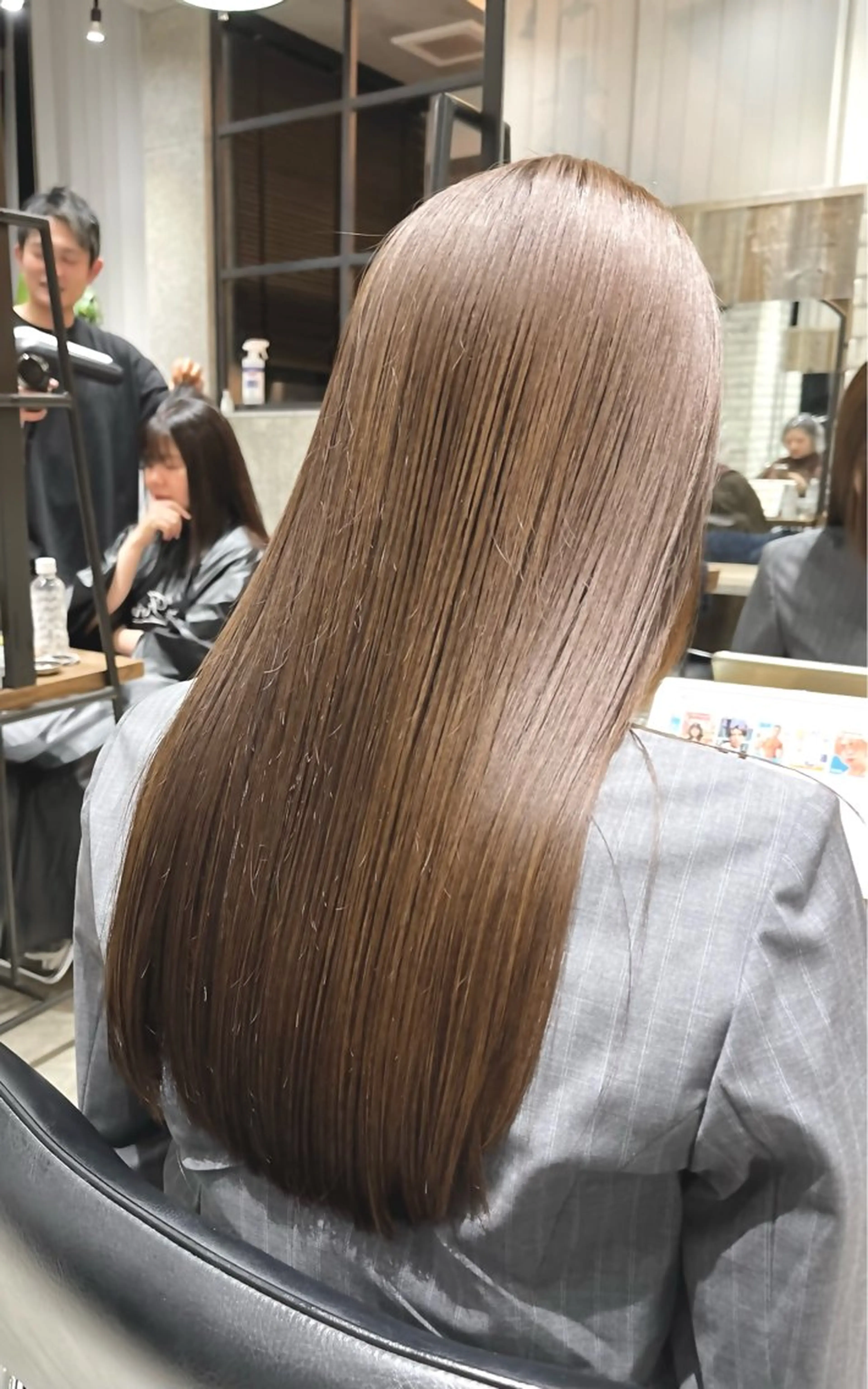 ロング カラー アディクシーカラー ベージュカラー 透明感カラー グレージュ ヘーゼル ヘアカラー トリートメント 🌈透明感カラー 韓 国ヘアこうたろうのヘアスタイル
