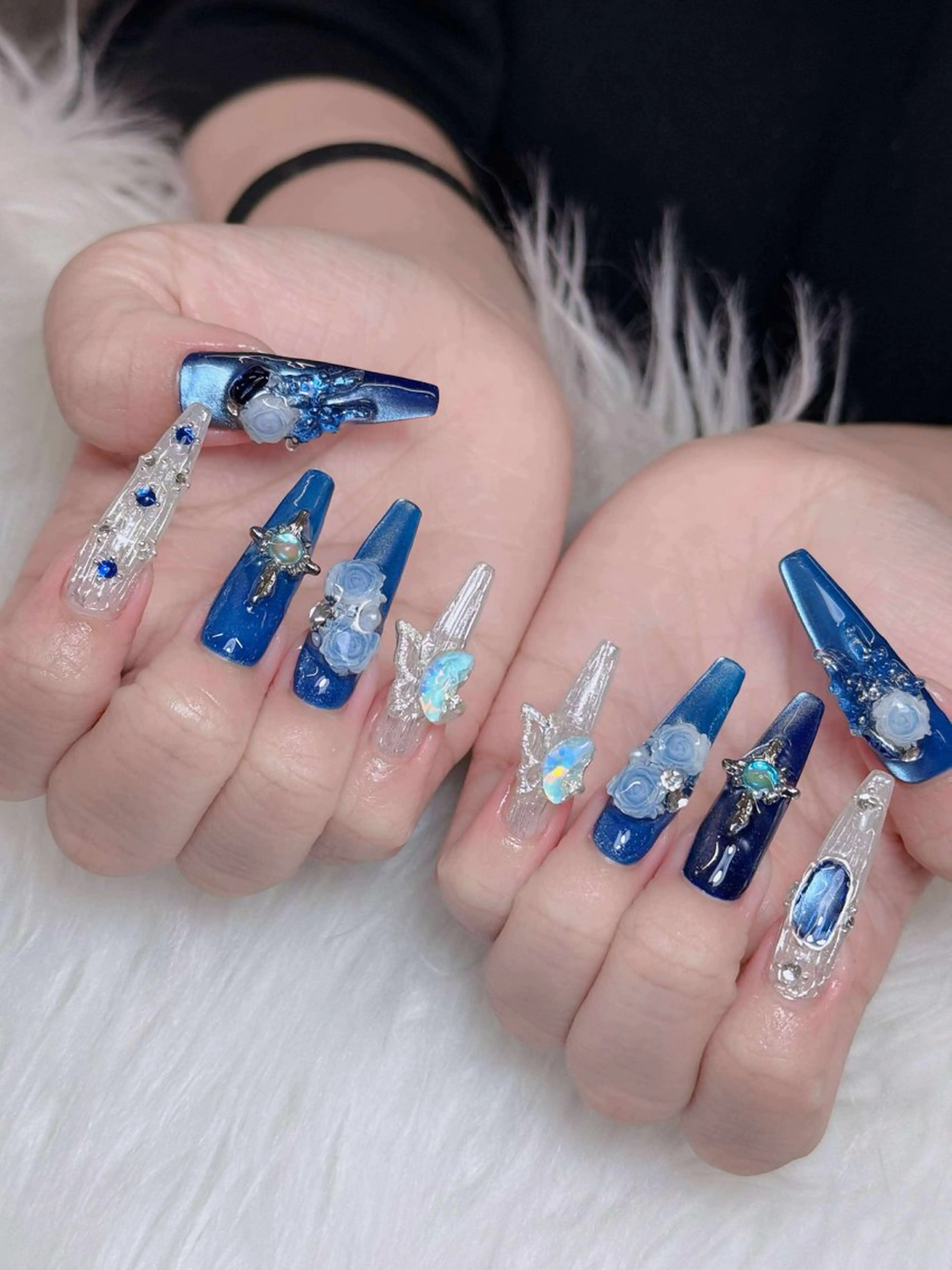 ネイル オーロラネイル チークネイル フットネイル フレンチネイル 韓国ネイル ハンドネイル Lumi Nailのネイルデザイン