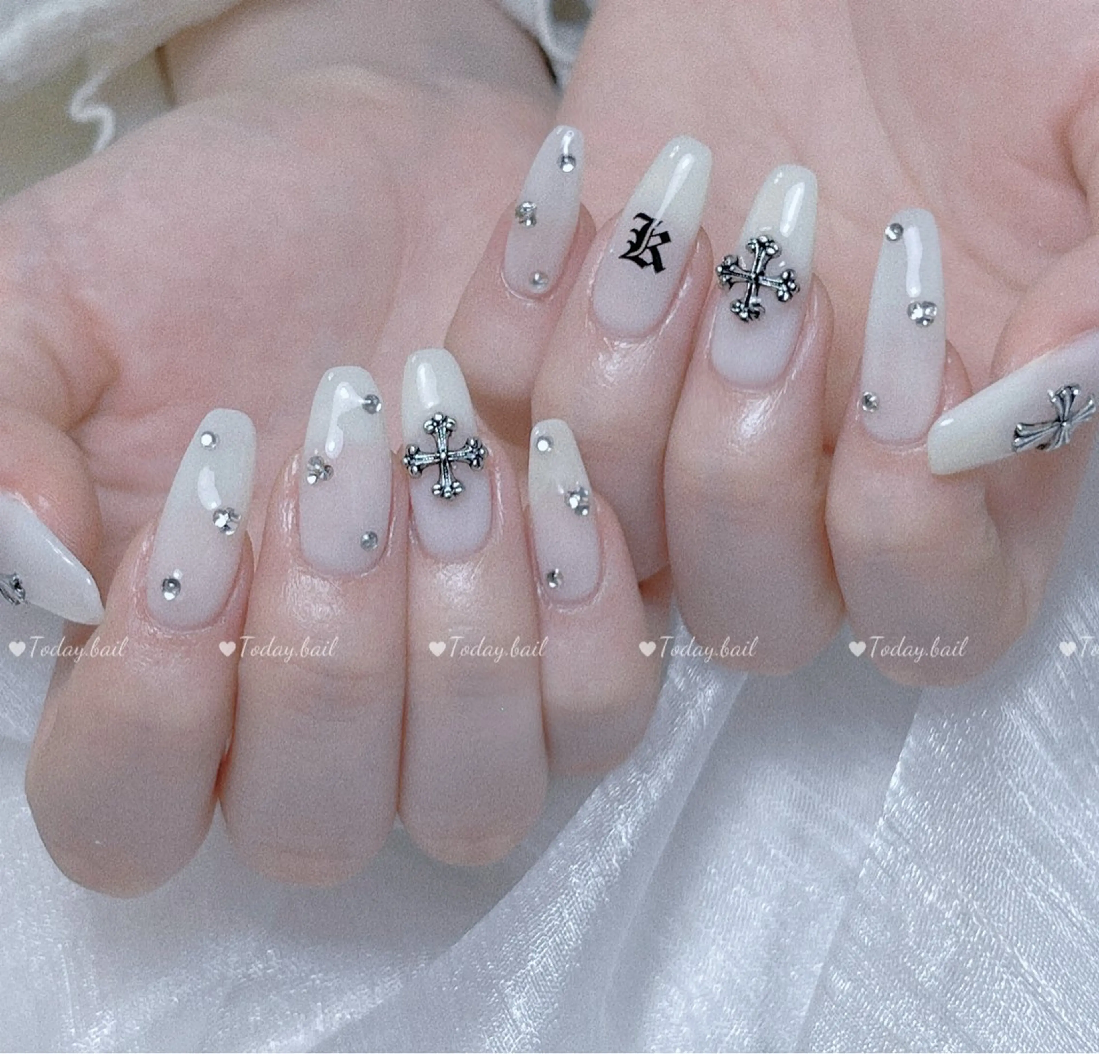 ネイル ハンドネイル 🎀Today nail💅のネイルデザイン