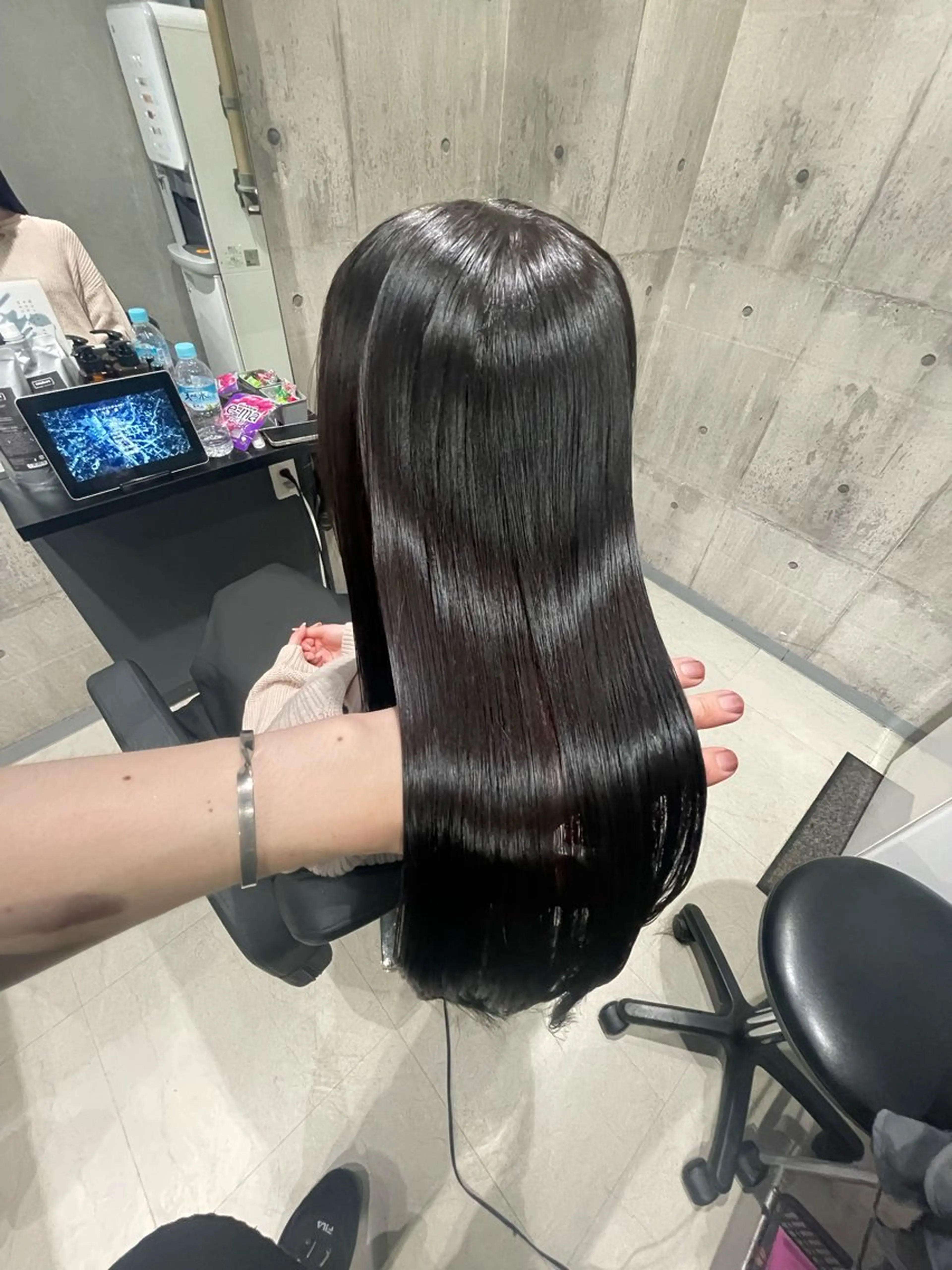 ロング カラー アッシュ アッシュグレー カット ヘアカラー 縮毛矯正 トリートメント 髪質改善/艶カラー Hiroakiのヘアスタイル