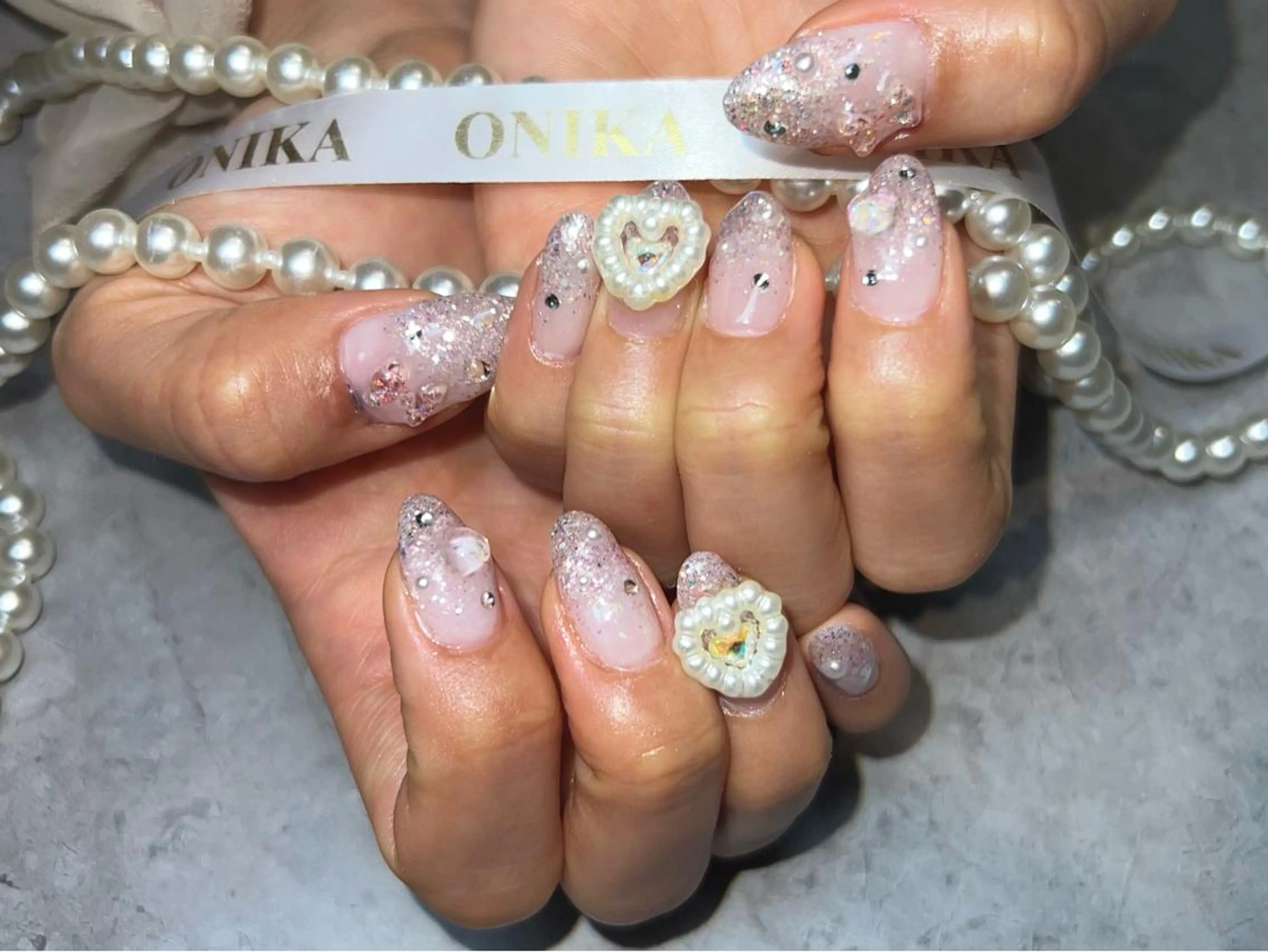 ミディアム ONIKA Nail 青山通り店所属・ONIKA Nail 表参道A4徒歩2分のネイルデザイン