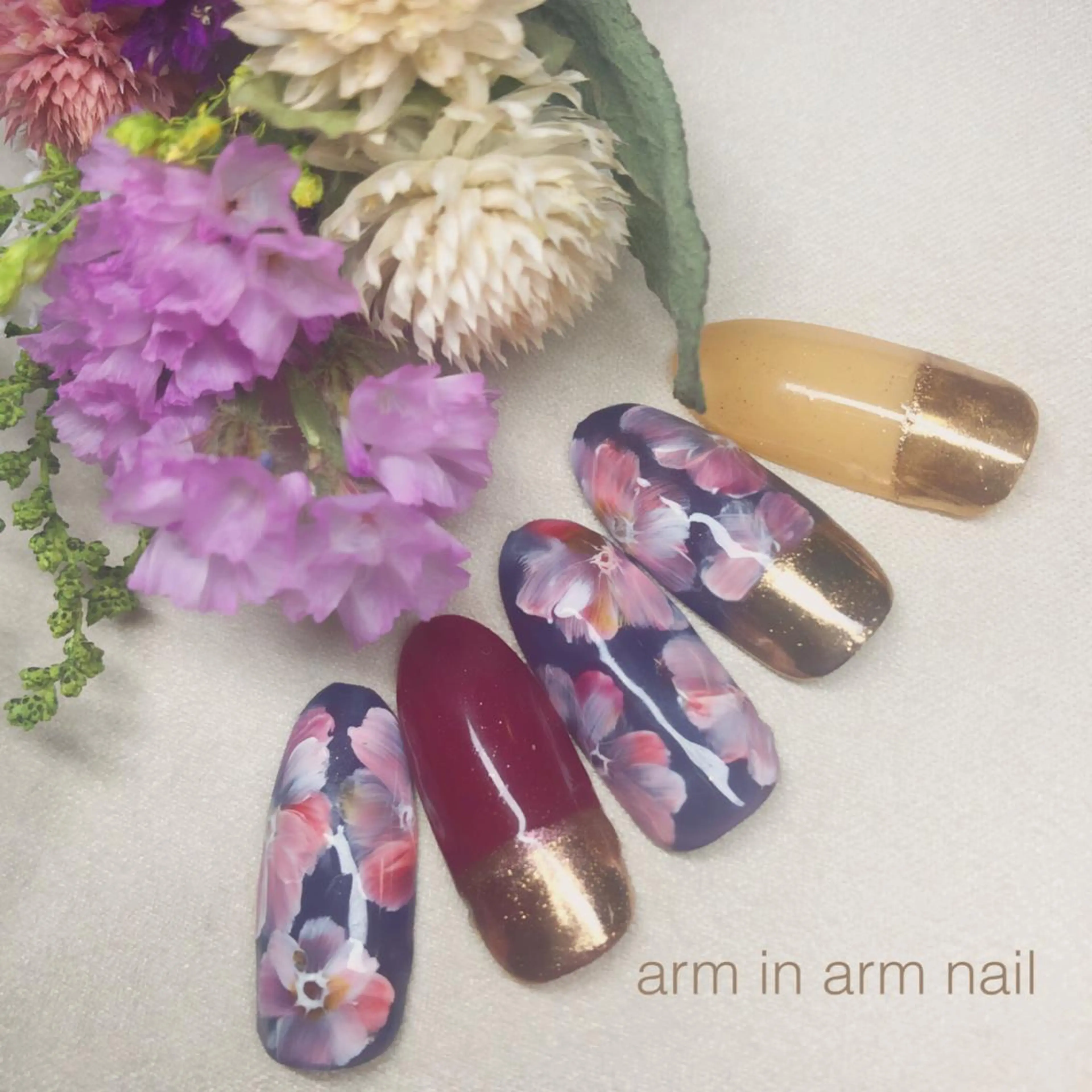 ネイル arm in arm ︎✿Yamamotoのマツエク・マツパデザイン