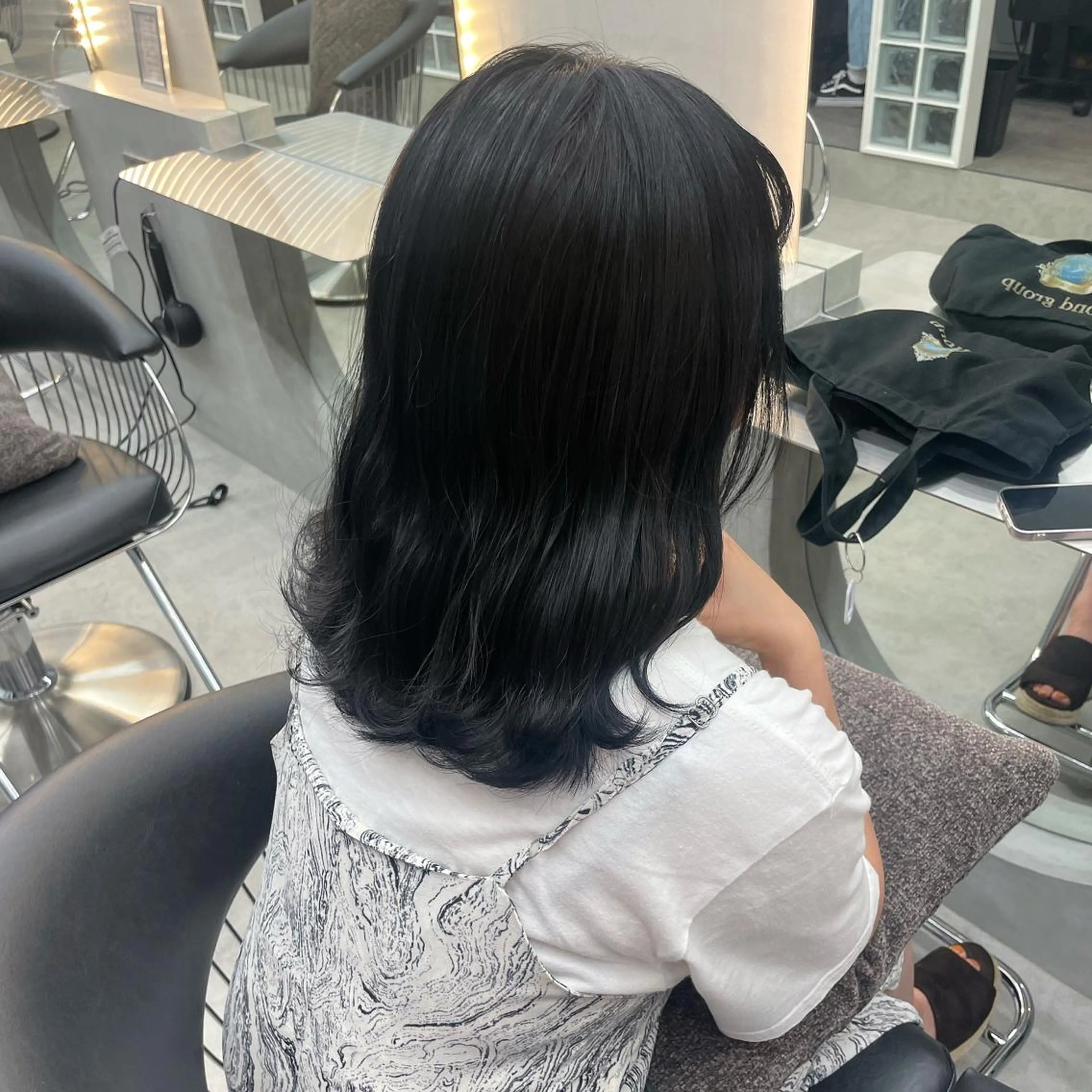 ミディアム Misaki /ボブ/縮毛矯正のヘアスタイル