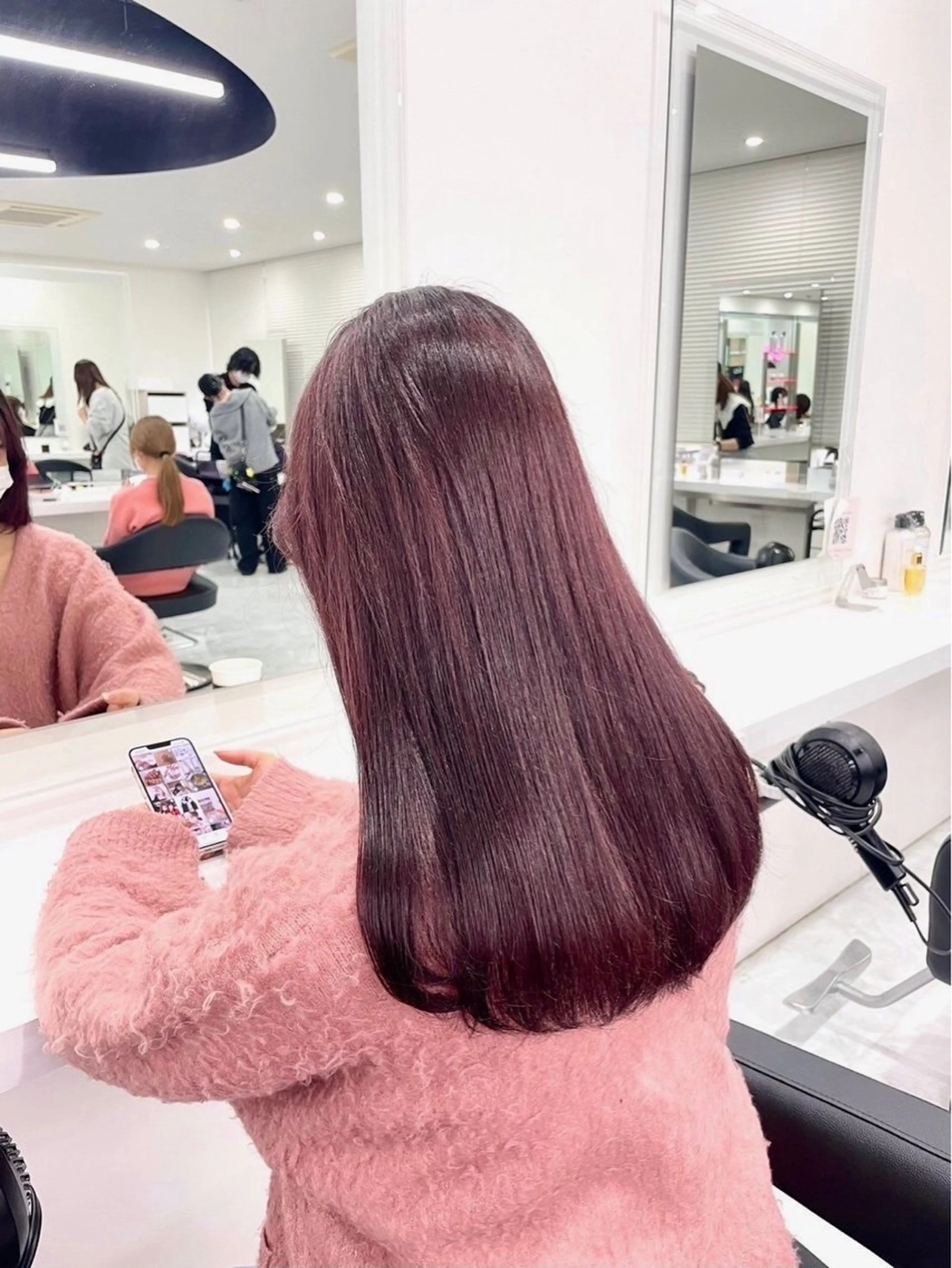 ロング カラー ヘアアレンジ 赤み消しブラウン プロ🐿けんご🐿のヘアスタイル