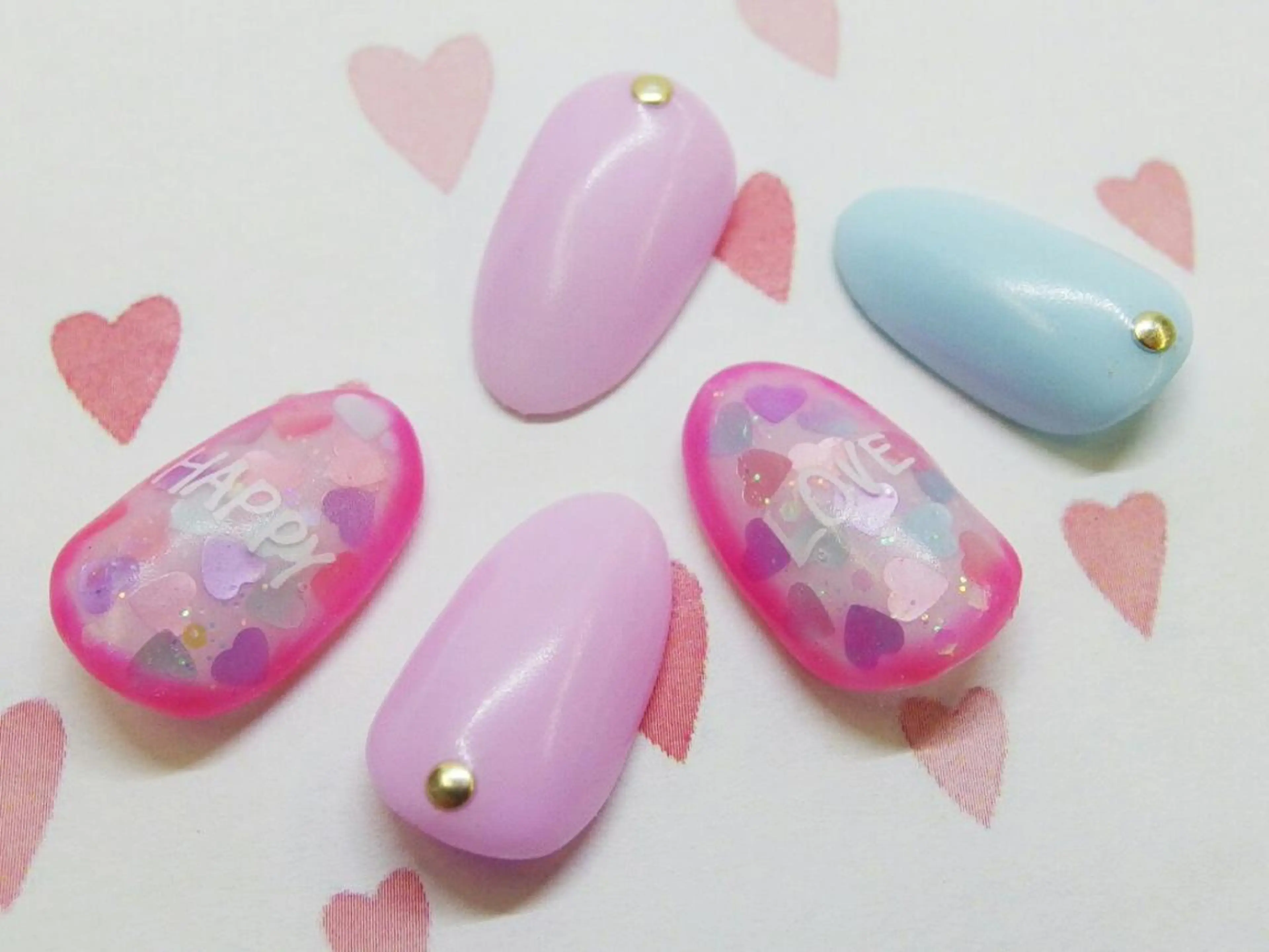 ネイル バレンタイン ティーエヌ 金山駅東口店のネイルデザイン