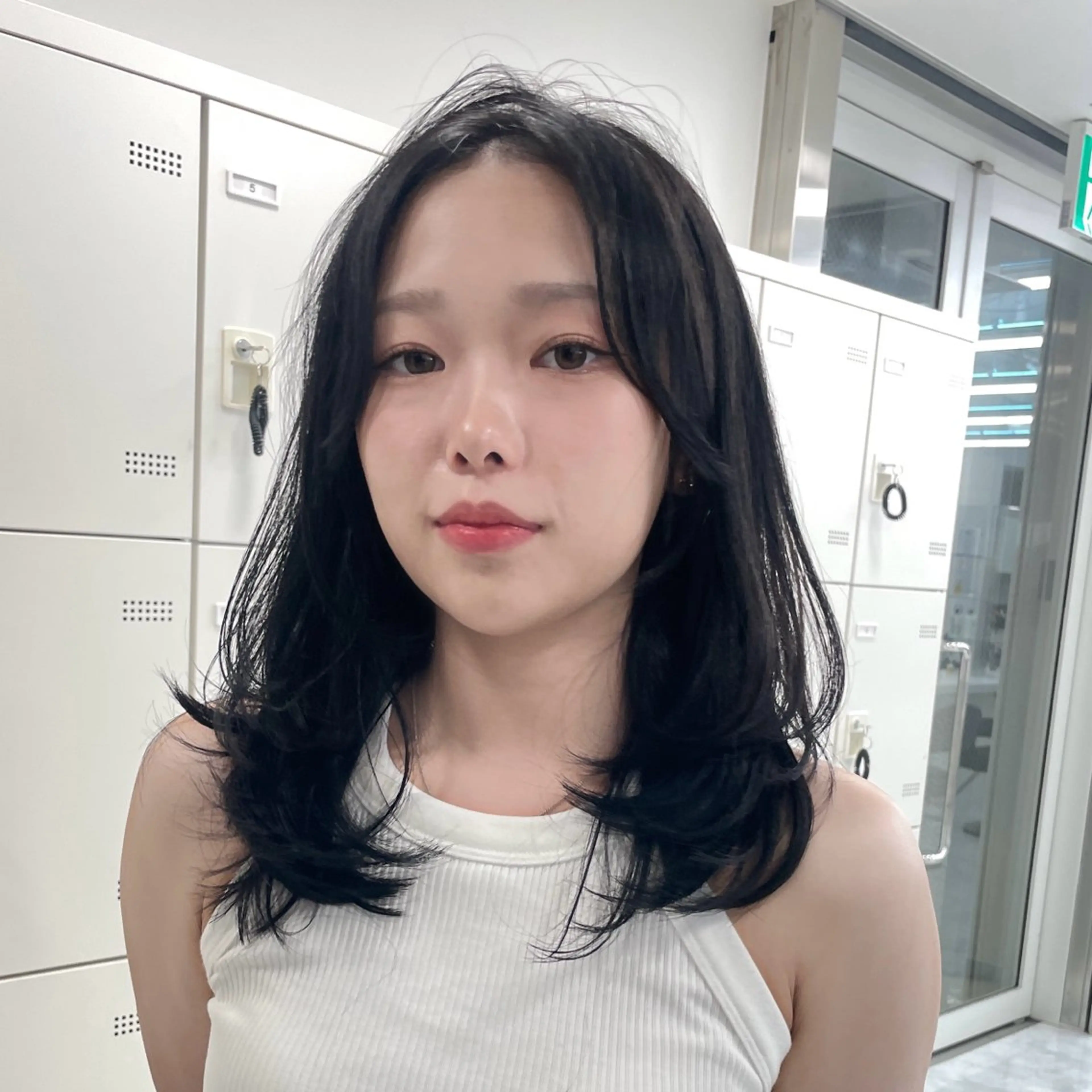 セミロング カット ヘアカラー MOE 福岡韓国ヘア✧︎のヘアスタイル