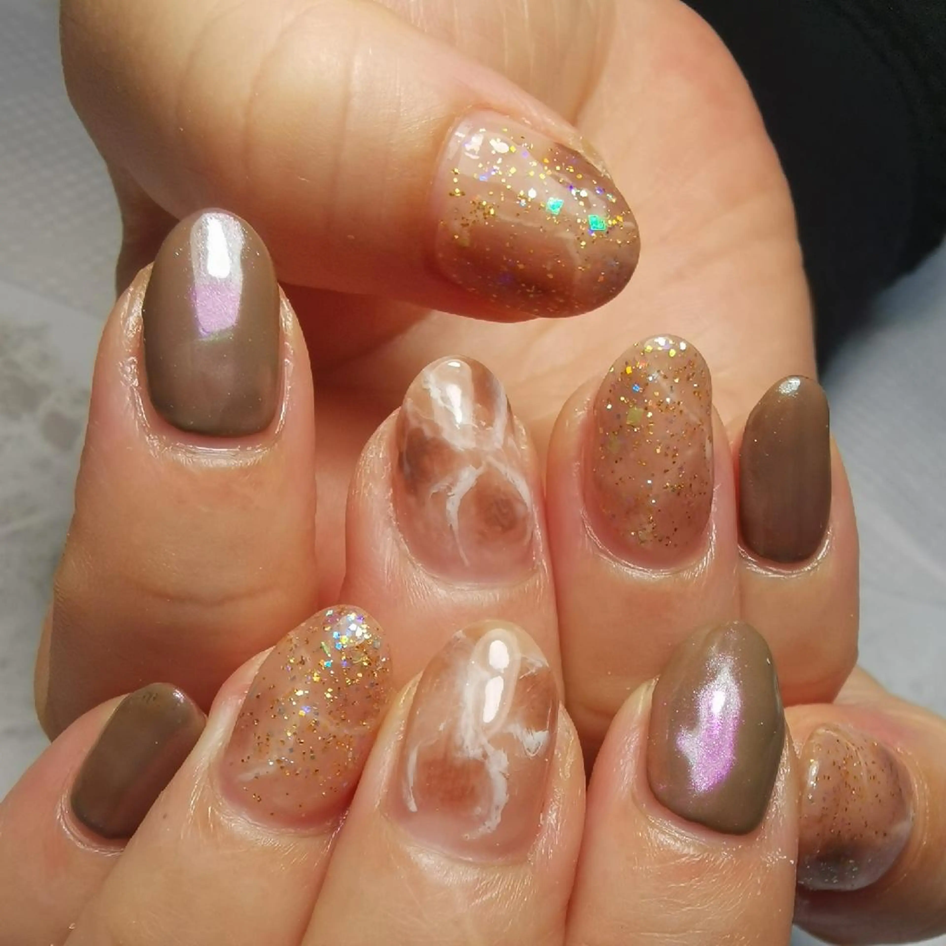 ネイル オーロラネイル 大理石ネイル(マーブル) ハンドネイル reve あやののネイルデザイン