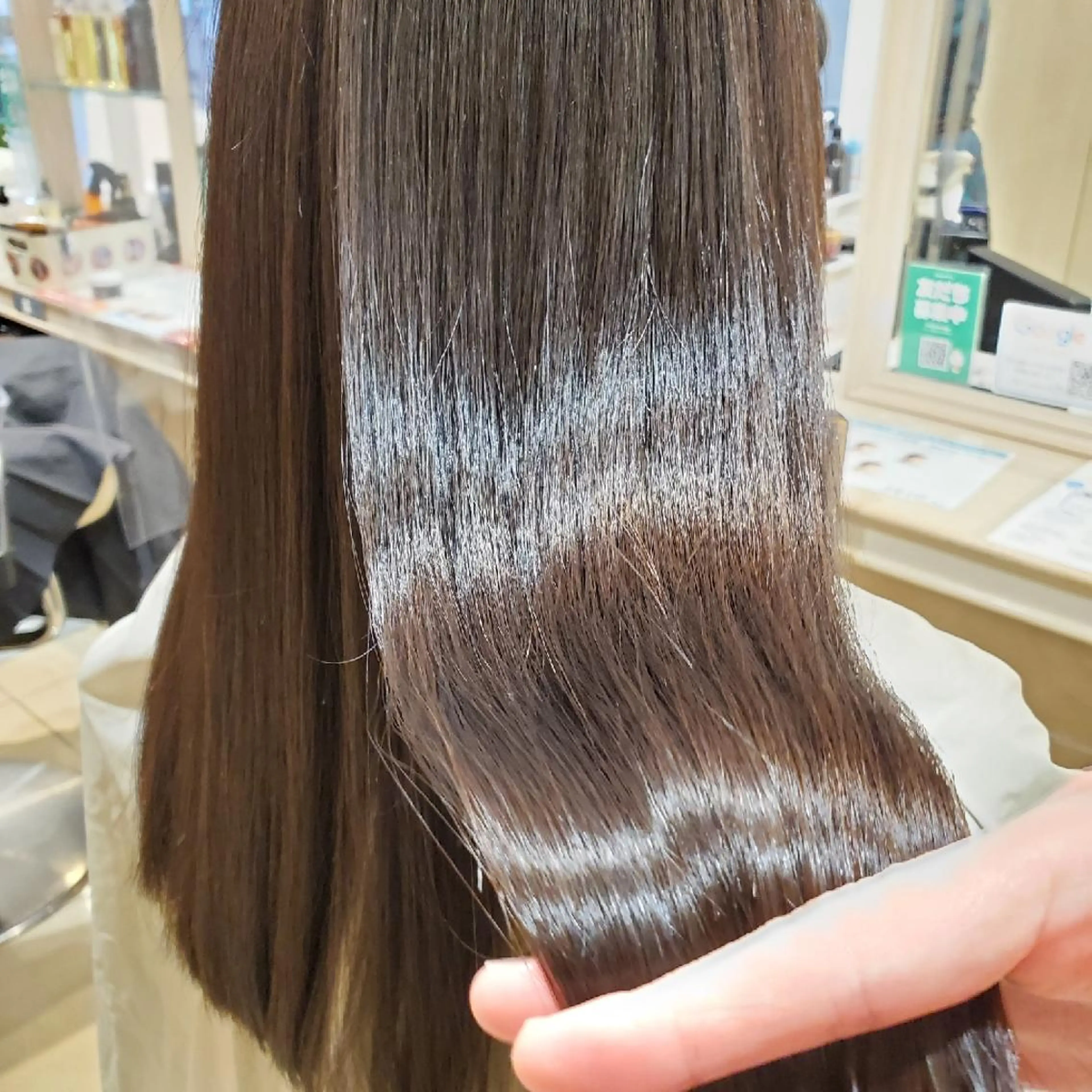 ロング トリートメント 社内カット講師・店長 菅原賢一のヘアスタイル