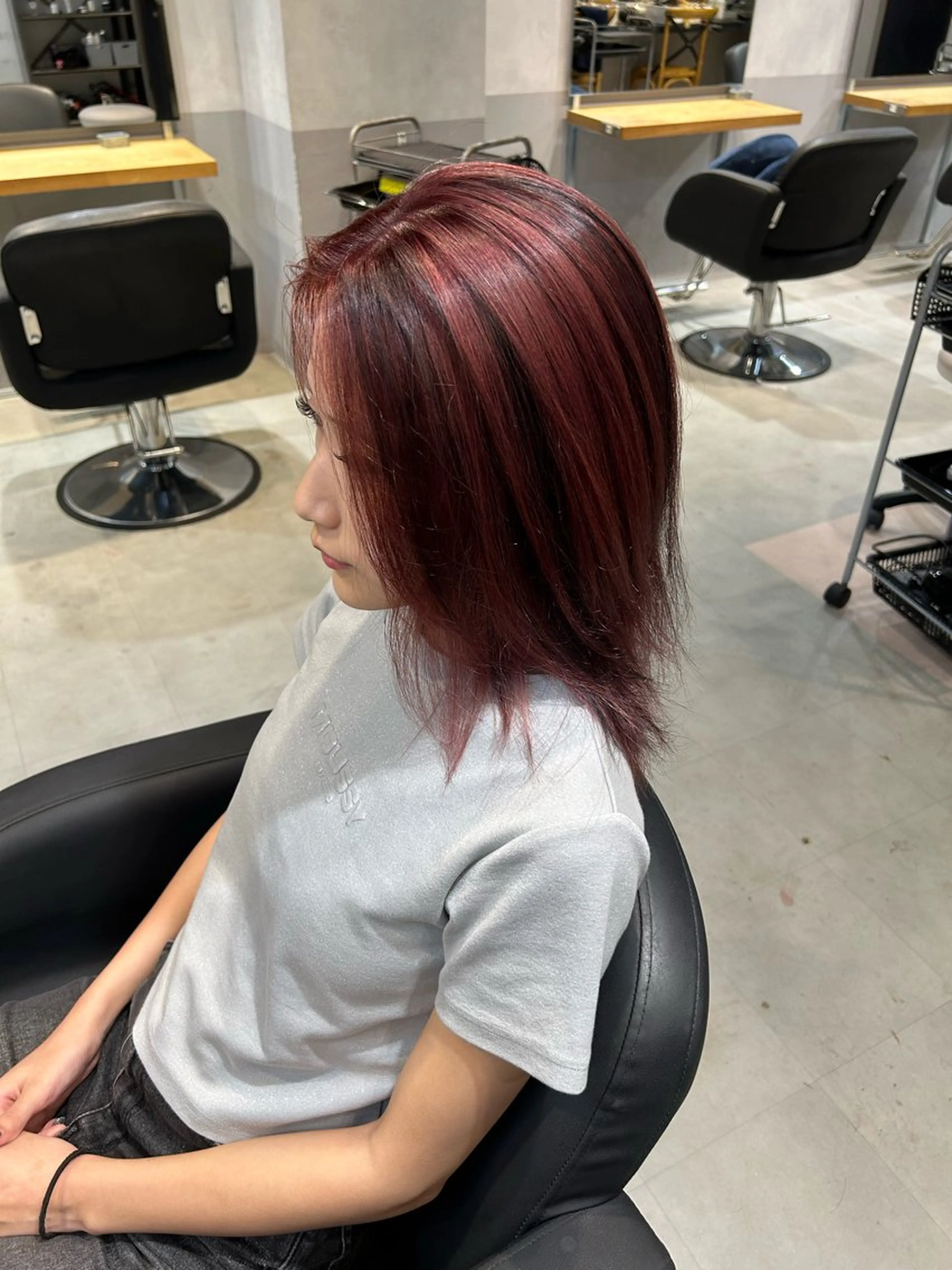 ミディアム 外国人風カラー ハイライト 髪質改善 韓国風ヘア レイヤーカット カット ヘアカラー トリートメント 🤎カラー比率90% 🤍TAKAYAのヘアスタイル