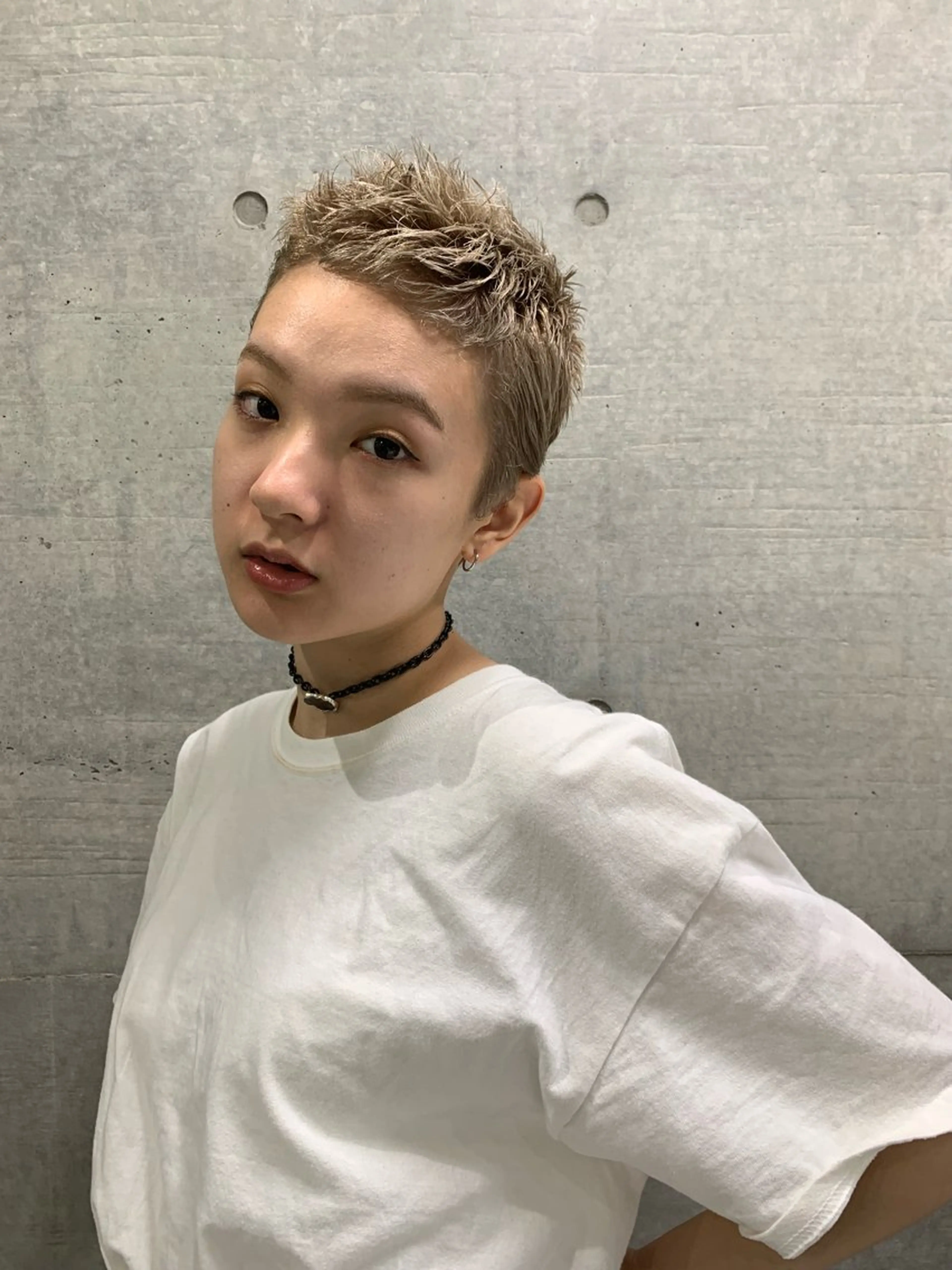 ミディアム カラー ベージュカラー ブリーチ ヘアカラー トリートメント THE./ブリーチ 透感カラー/髪質改善のヘアスタイル