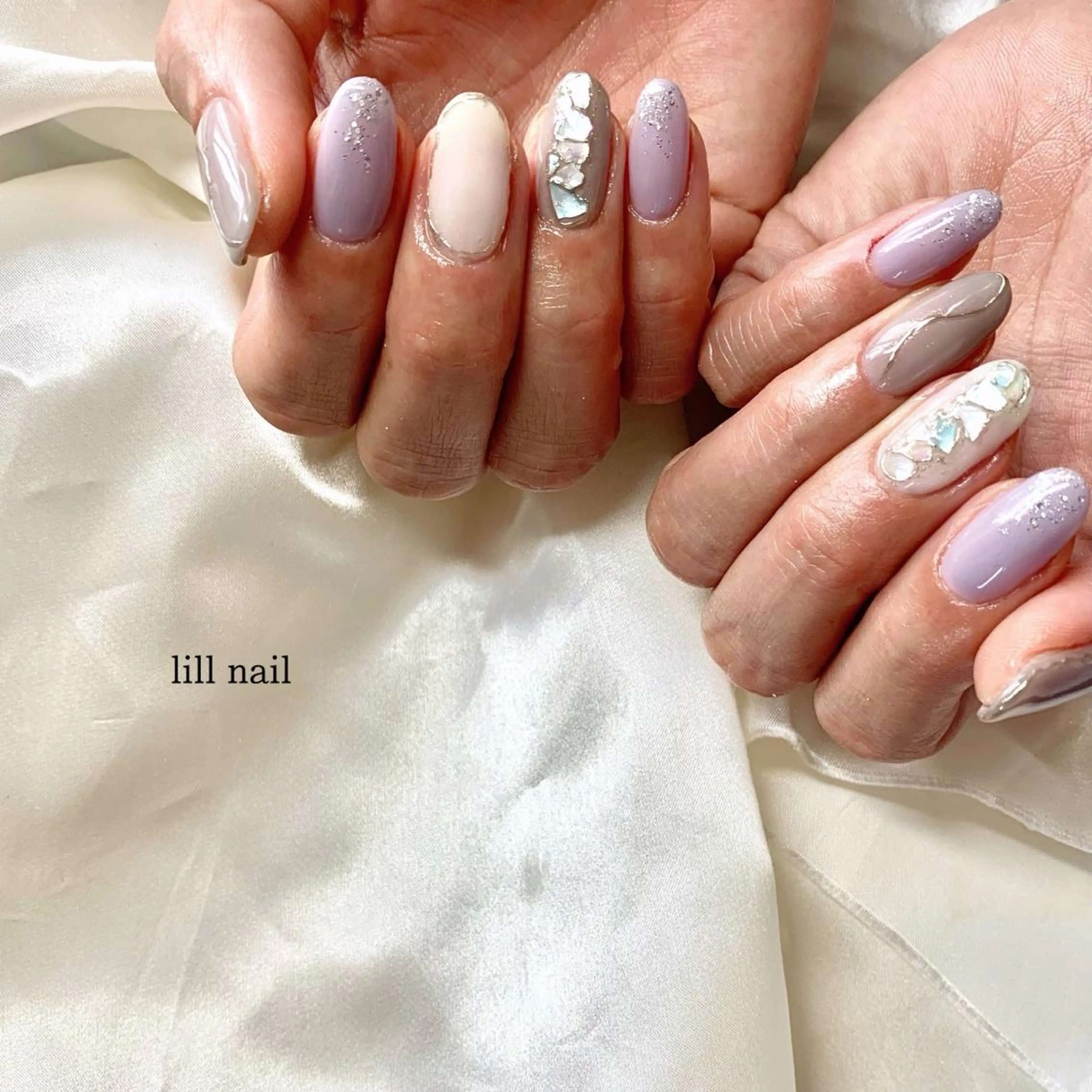 ミディアム pllia beautyのネイルデザイン