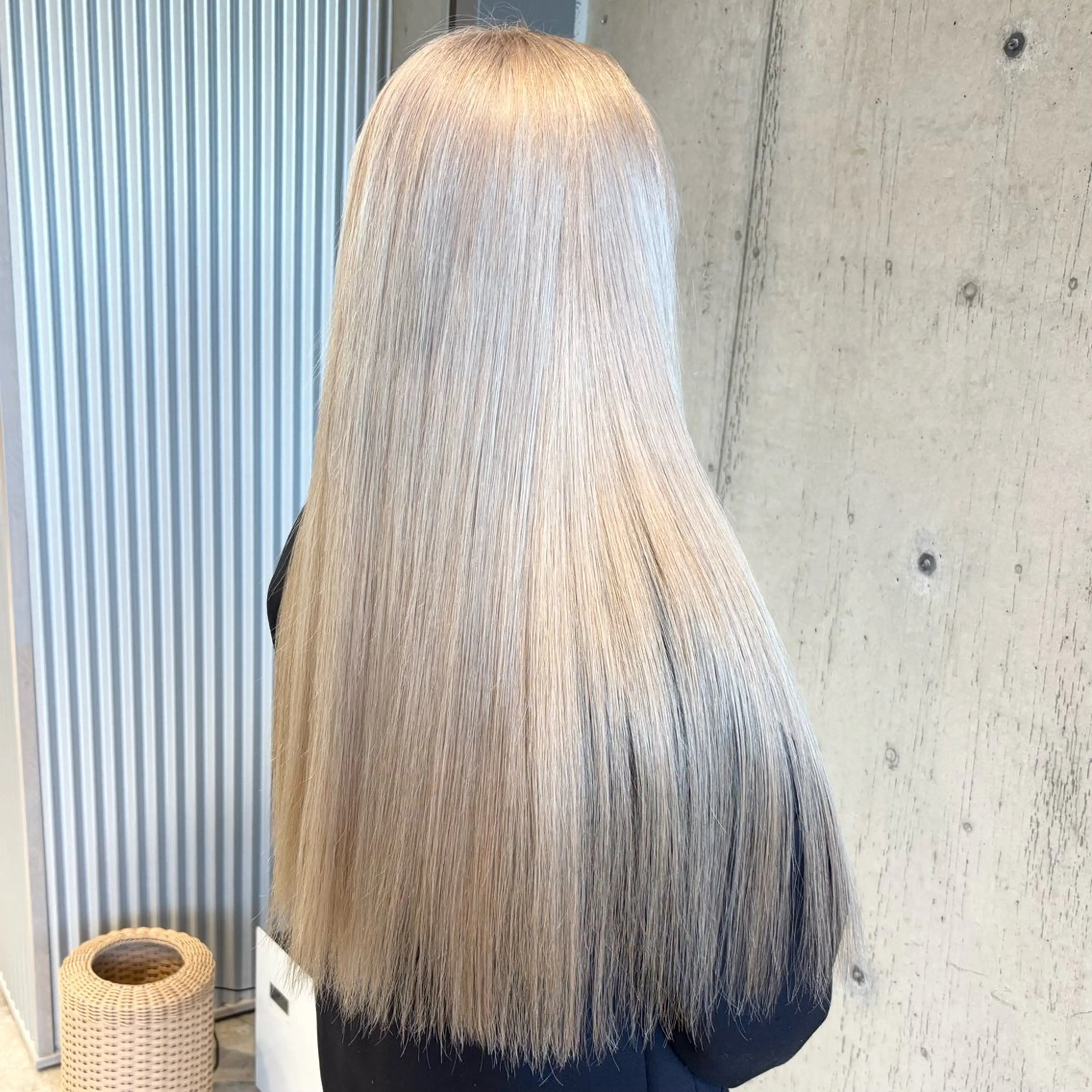 ロング カラー ヘアカラー トリートメント 🍎ハイトーン/ 透明感カラー🍎リオのヘアスタイル