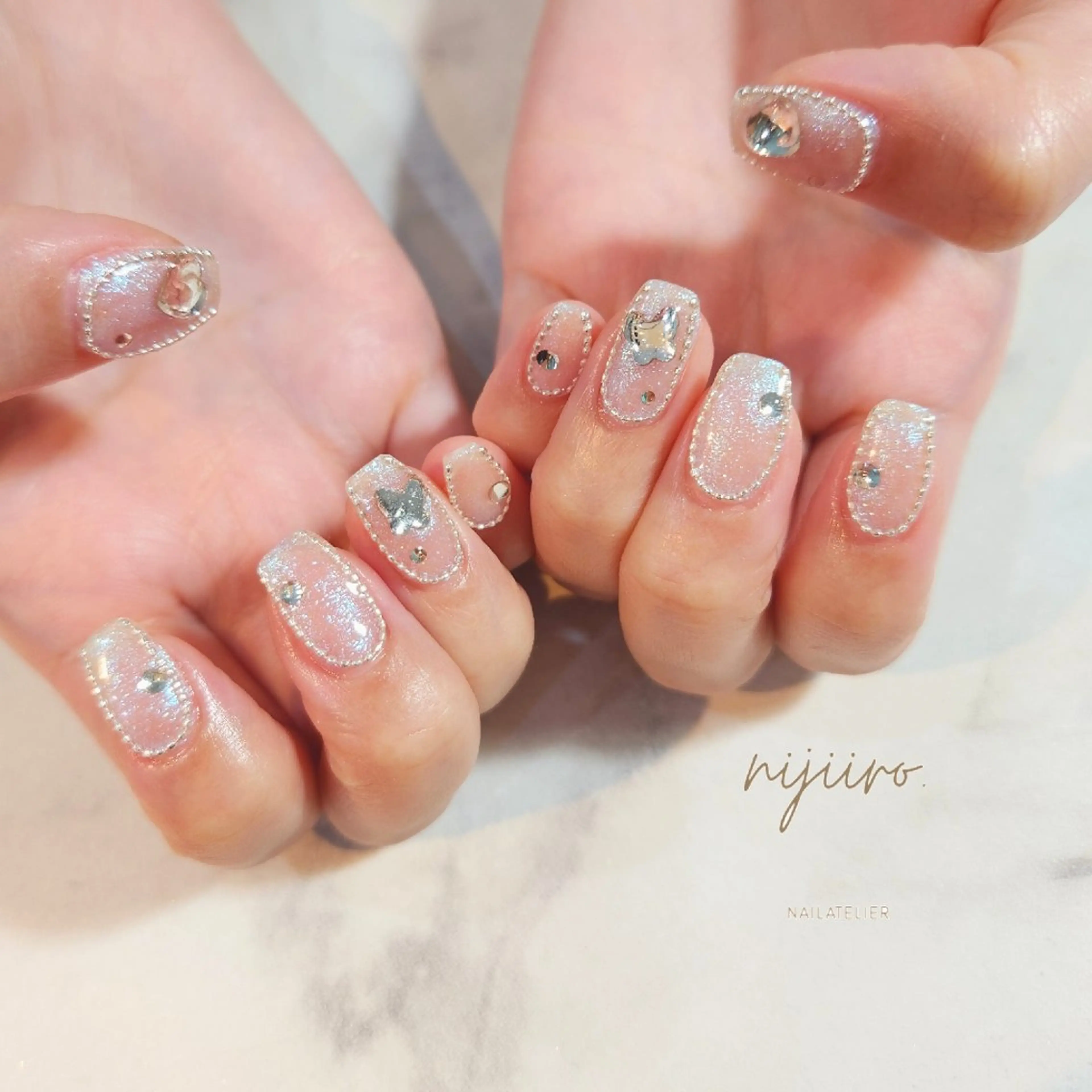 ネイル ハンドネイル nailatelier nijiiro.所属・nijiiro🌈 サトウのネイルデザイン