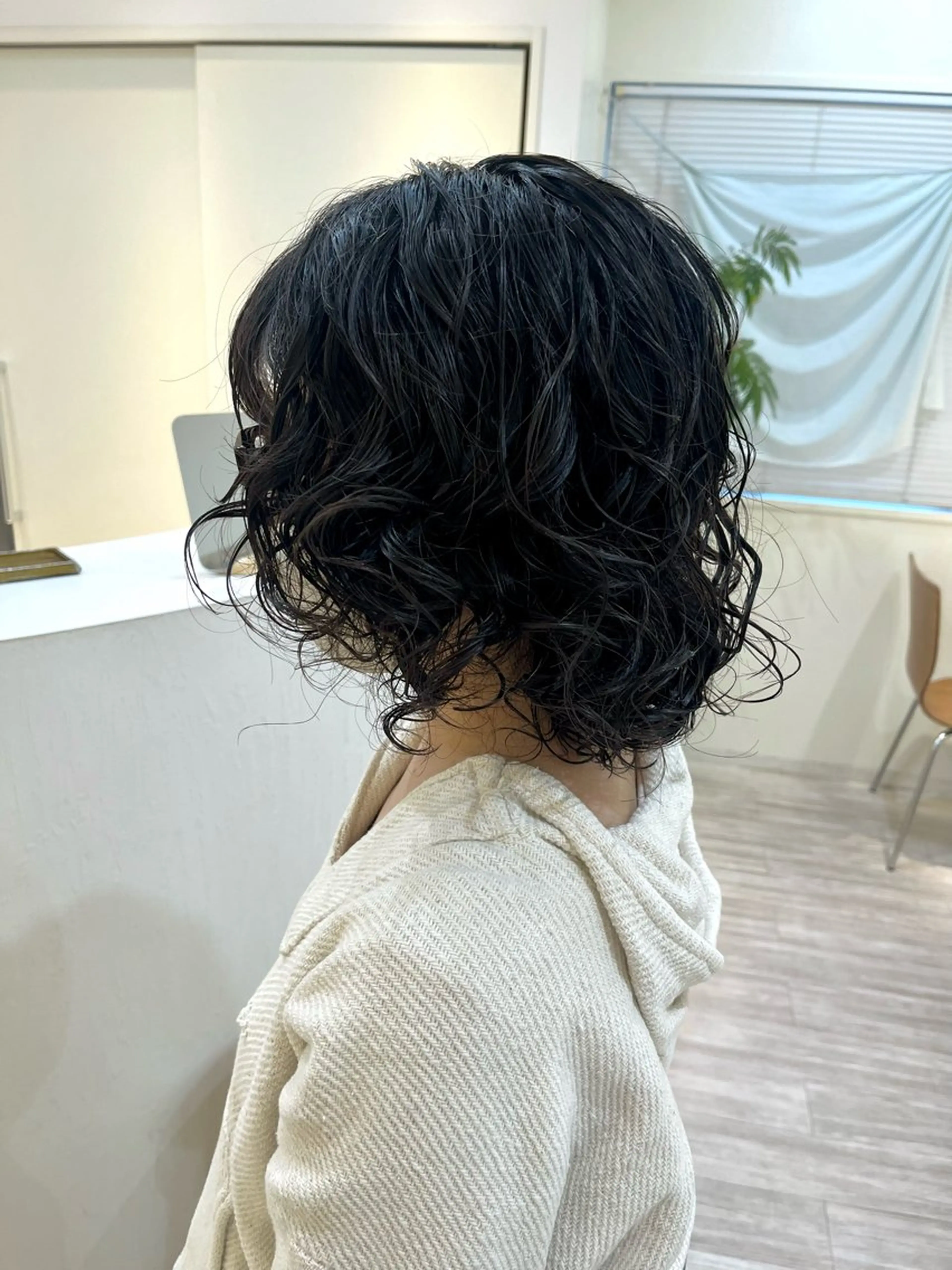 ミディアム パーマ カット パーマ トリートメント つぼみ/パーマ ／レイヤー／ボブのヘアスタイル