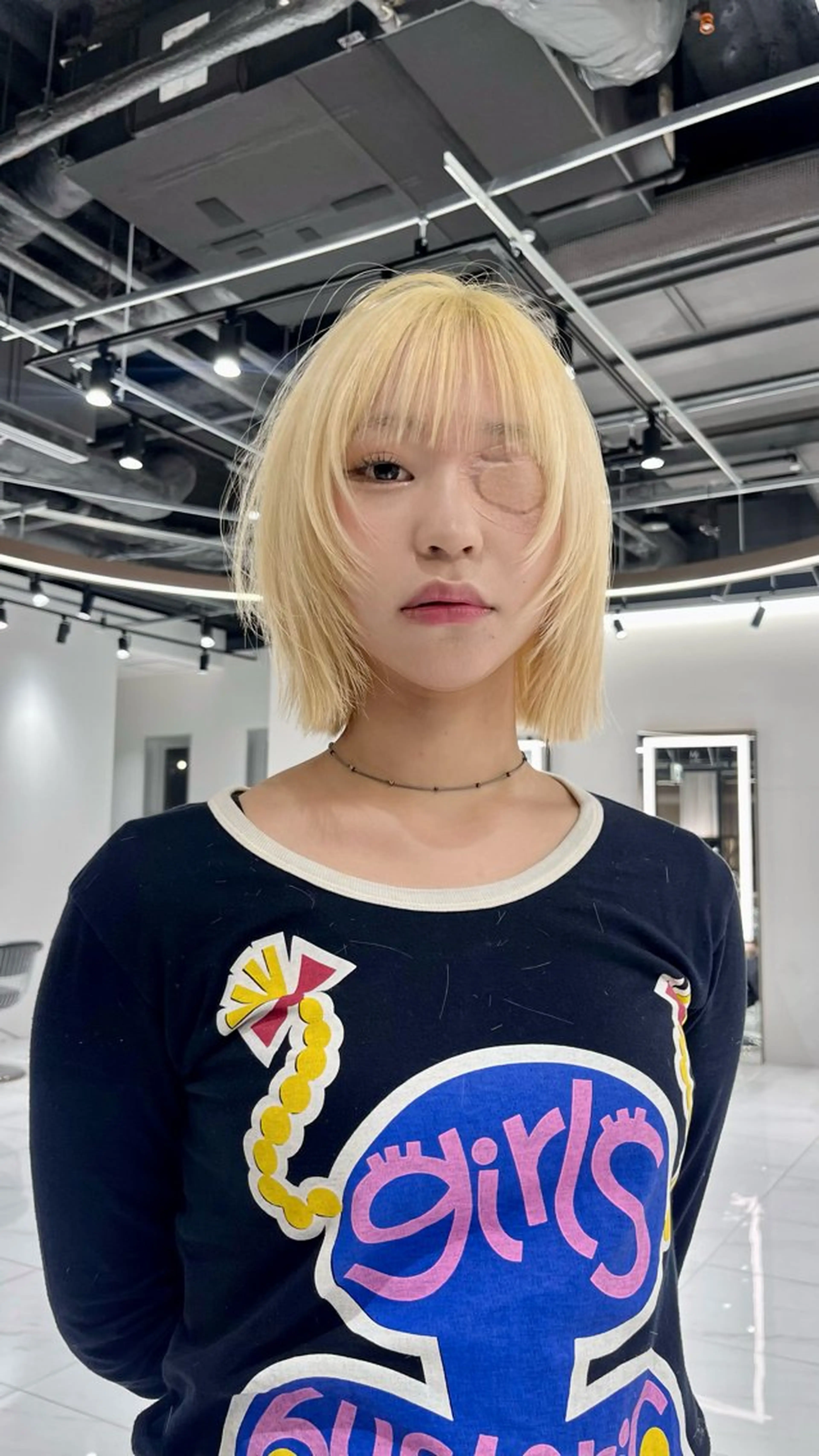 ミディアム ボブ レイヤーカット カット トリートメント 石塚 瑛里菜のヘアスタイル