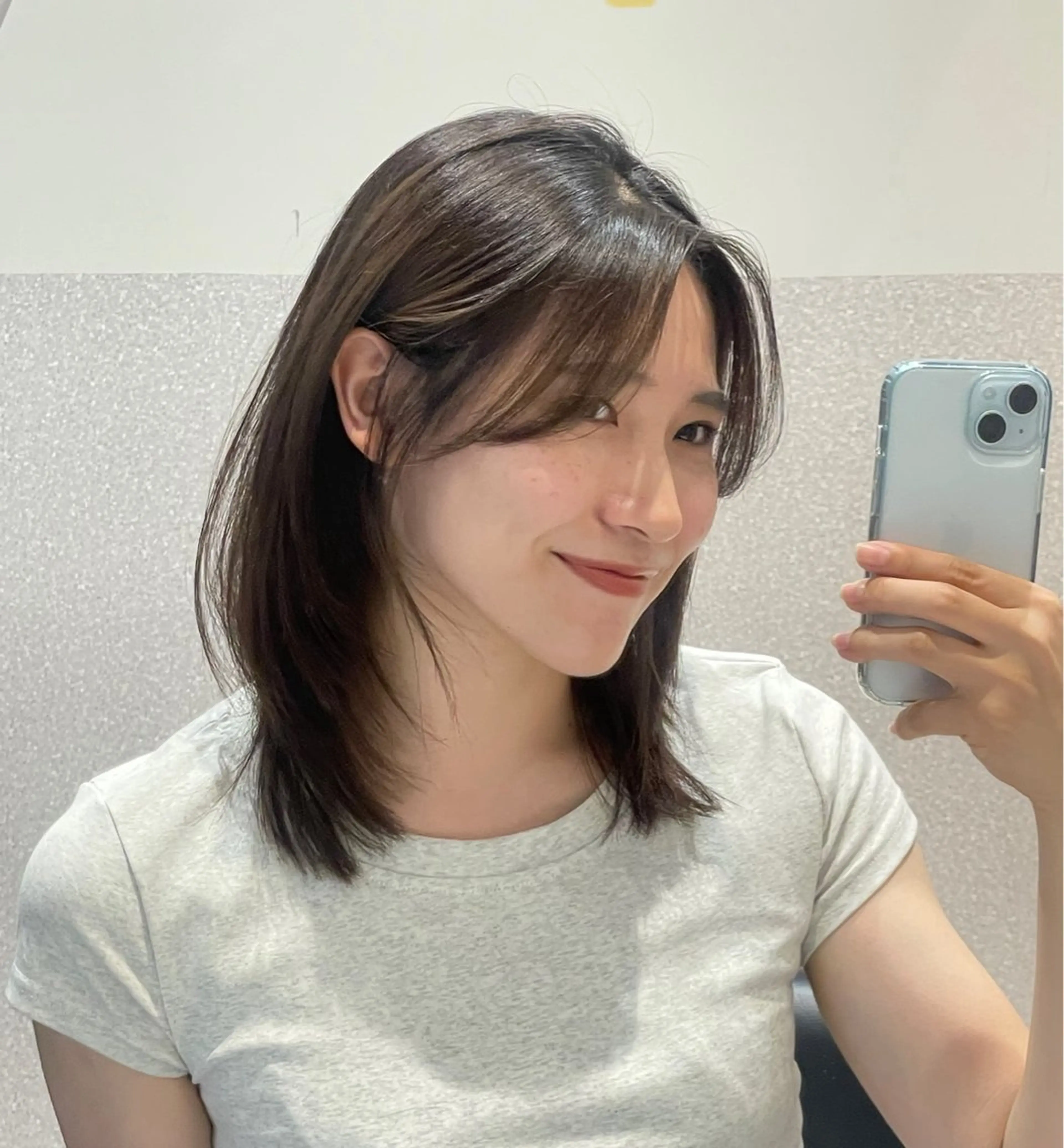 ミディアム ボブレイヤー ボブ 韓国風ヘア レイヤーカット カット ヘアカラー トリートメント ❤︎︎韓国ヘア❤︎︎ 𝑺𝒉𝒊𝒉𝒐のヘアスタイル