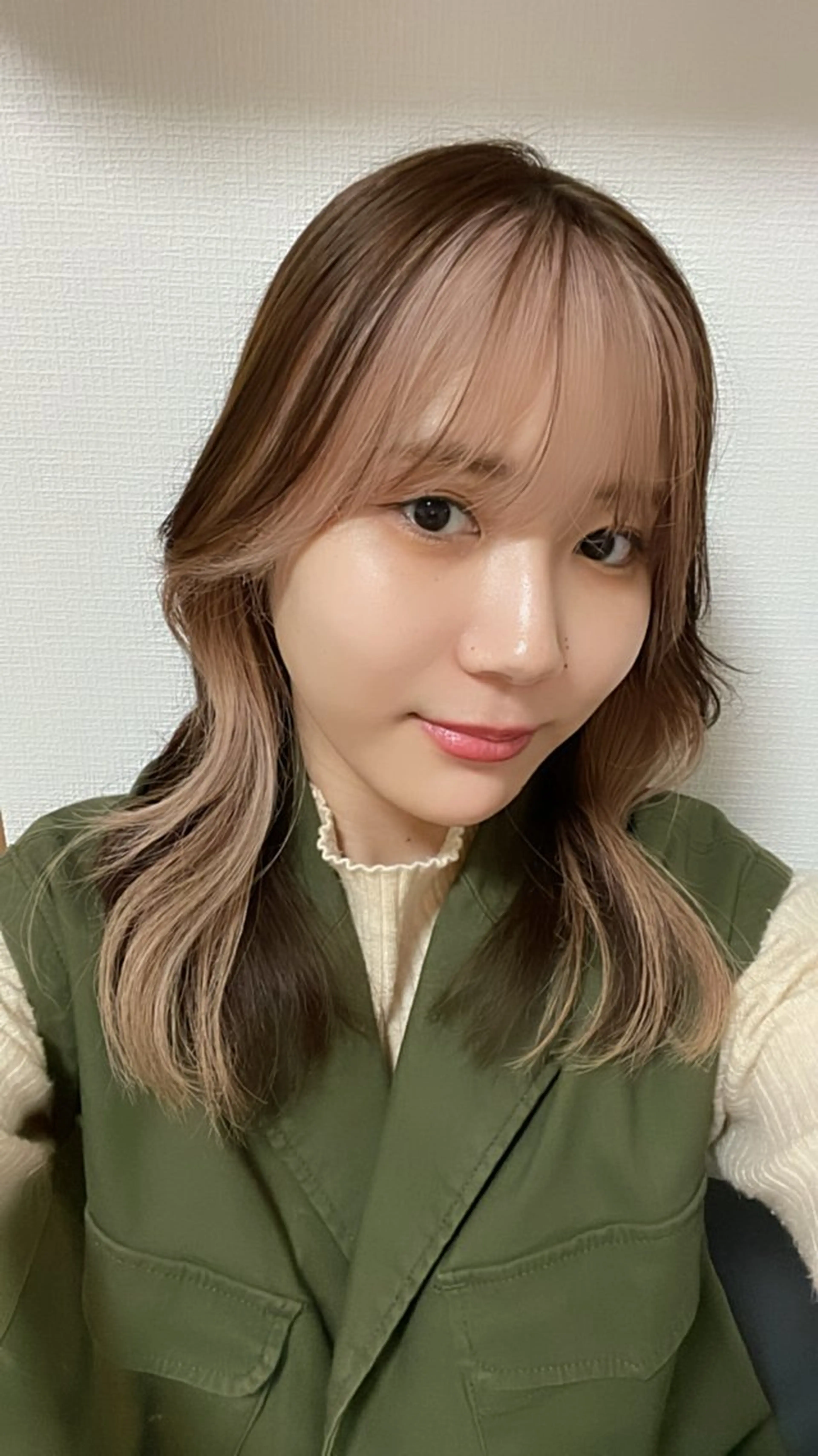 セミロング カラー ミストバング ベージュカラー  フェイスフレーミング ホワイトベージュ ナギ『kii』 福岡美容室🇰🇷のヘアスタイル