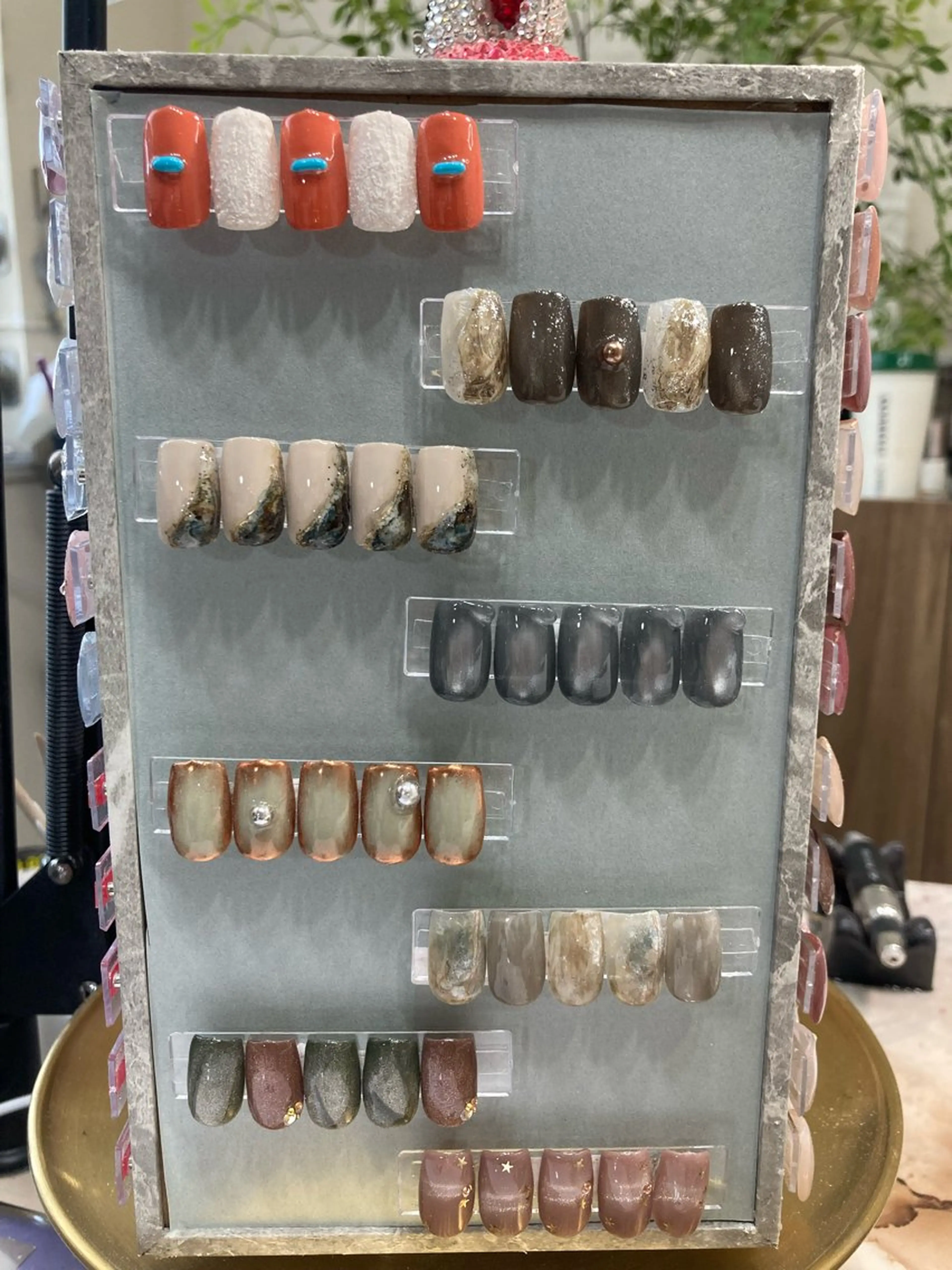 ネイル Legit nail salonのネイルデザイン