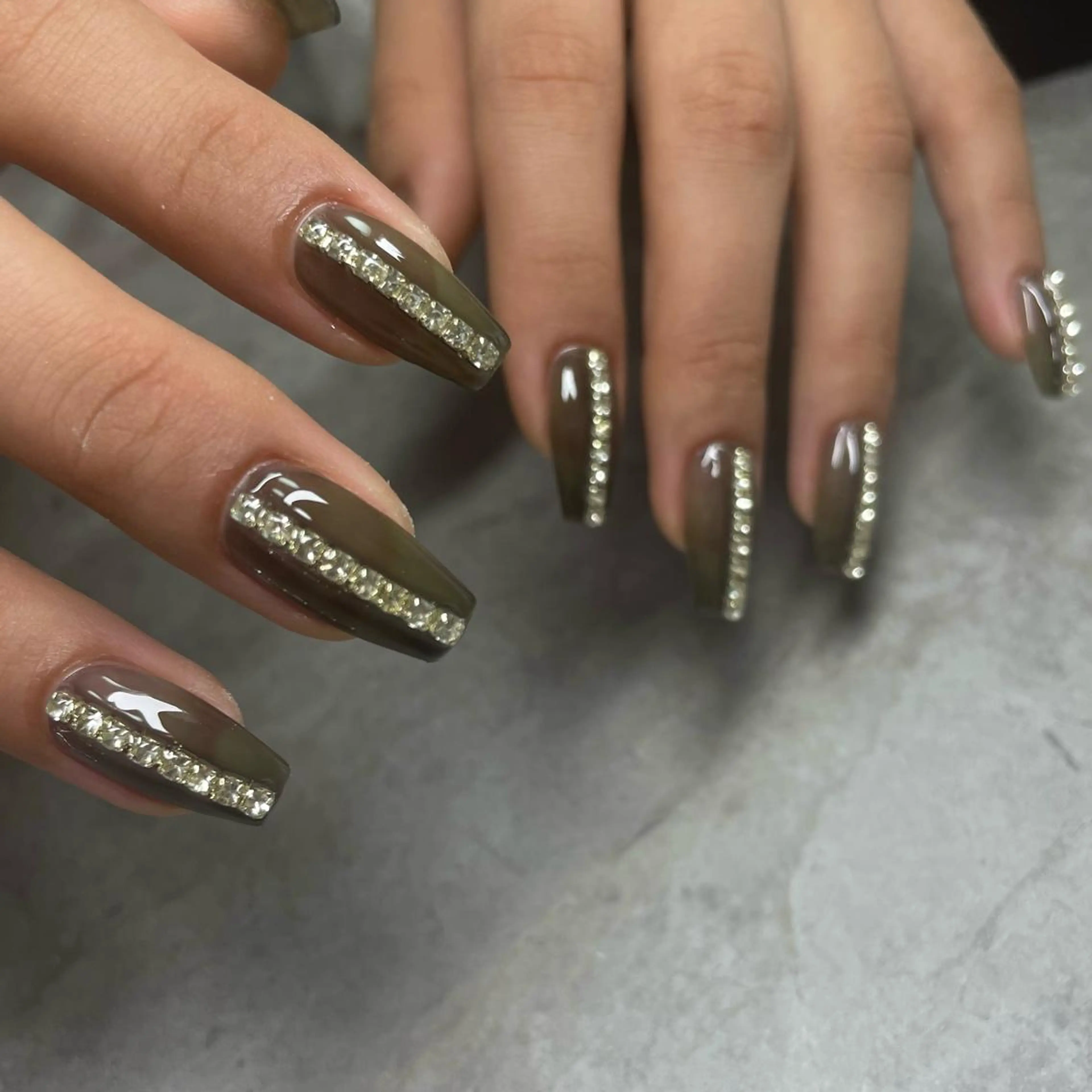 ミディアム ネイル ハンドネイル Statice所属・YUNA FUKUDAのネイルデザイン