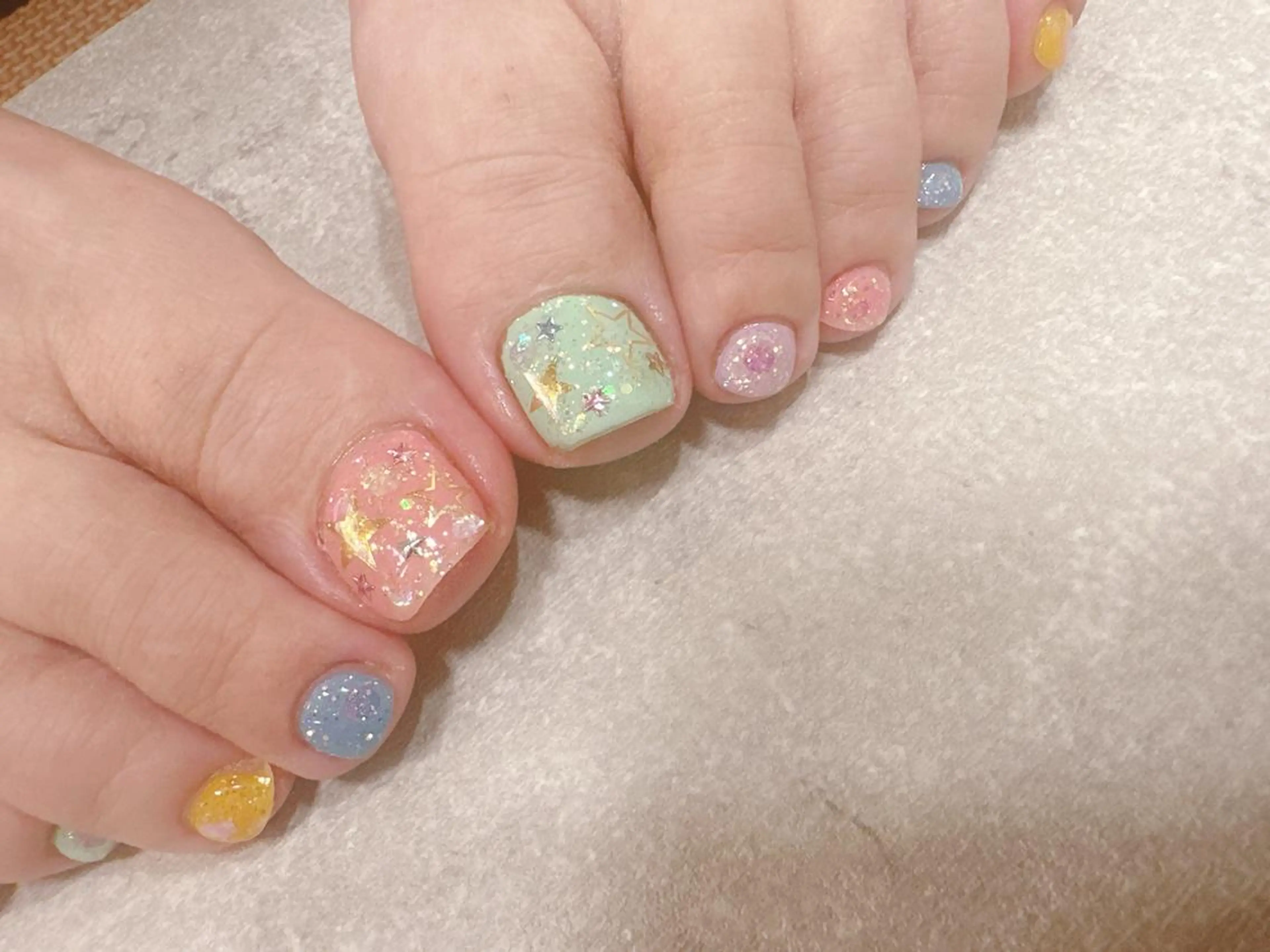 ネイル フットネイル フレンチネイル ジェルネイル ガラスフレンチ グラデーション ハンドネイル ハンドケア FASTNAIL PLUS 新宿店のネイルデザイン