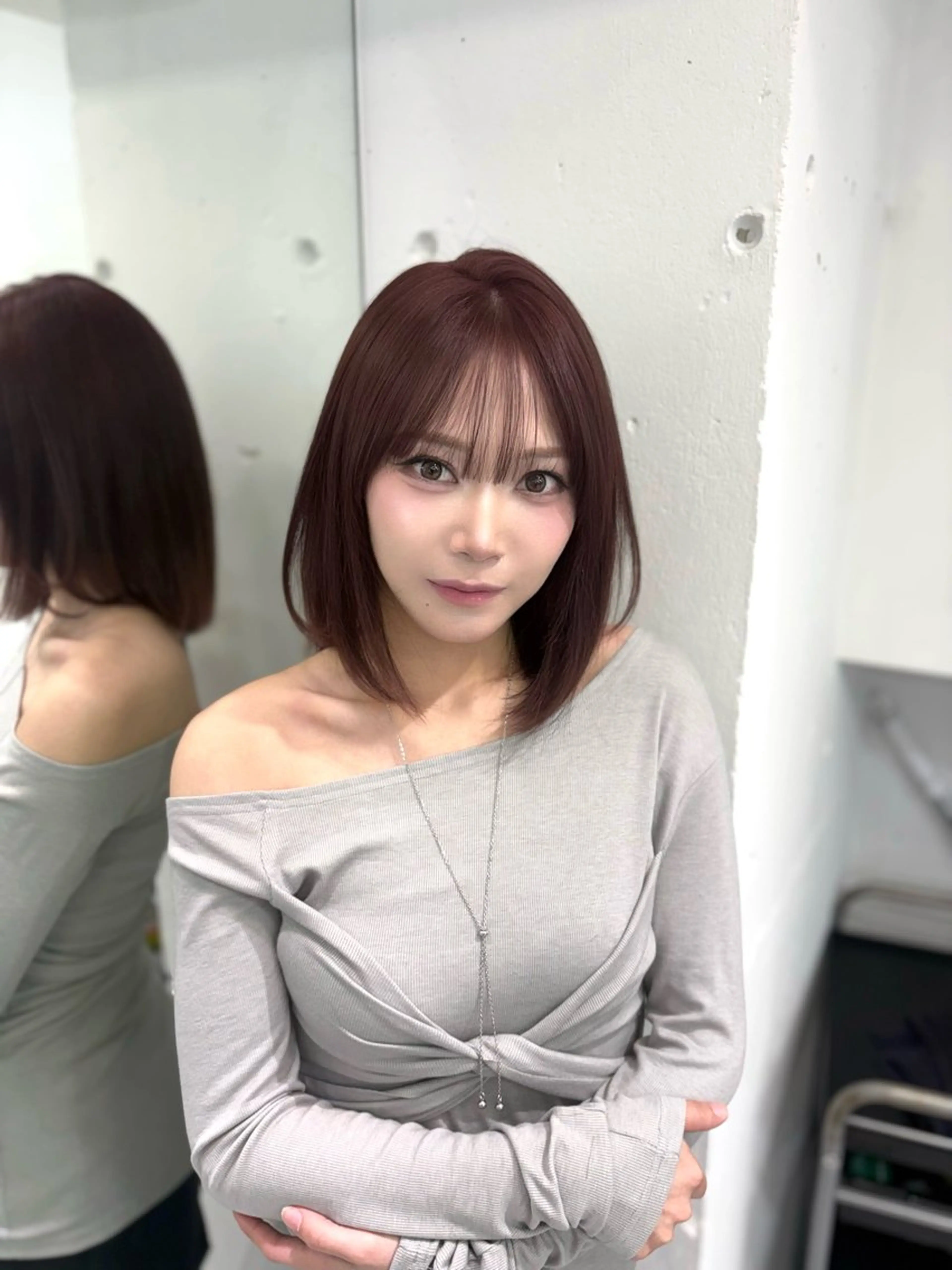 ショート ヘアカラー トリートメント ATRA所属・ワンホン級艶髪 🤍𝑀𝐼𝐻𝑂のヘアスタイル