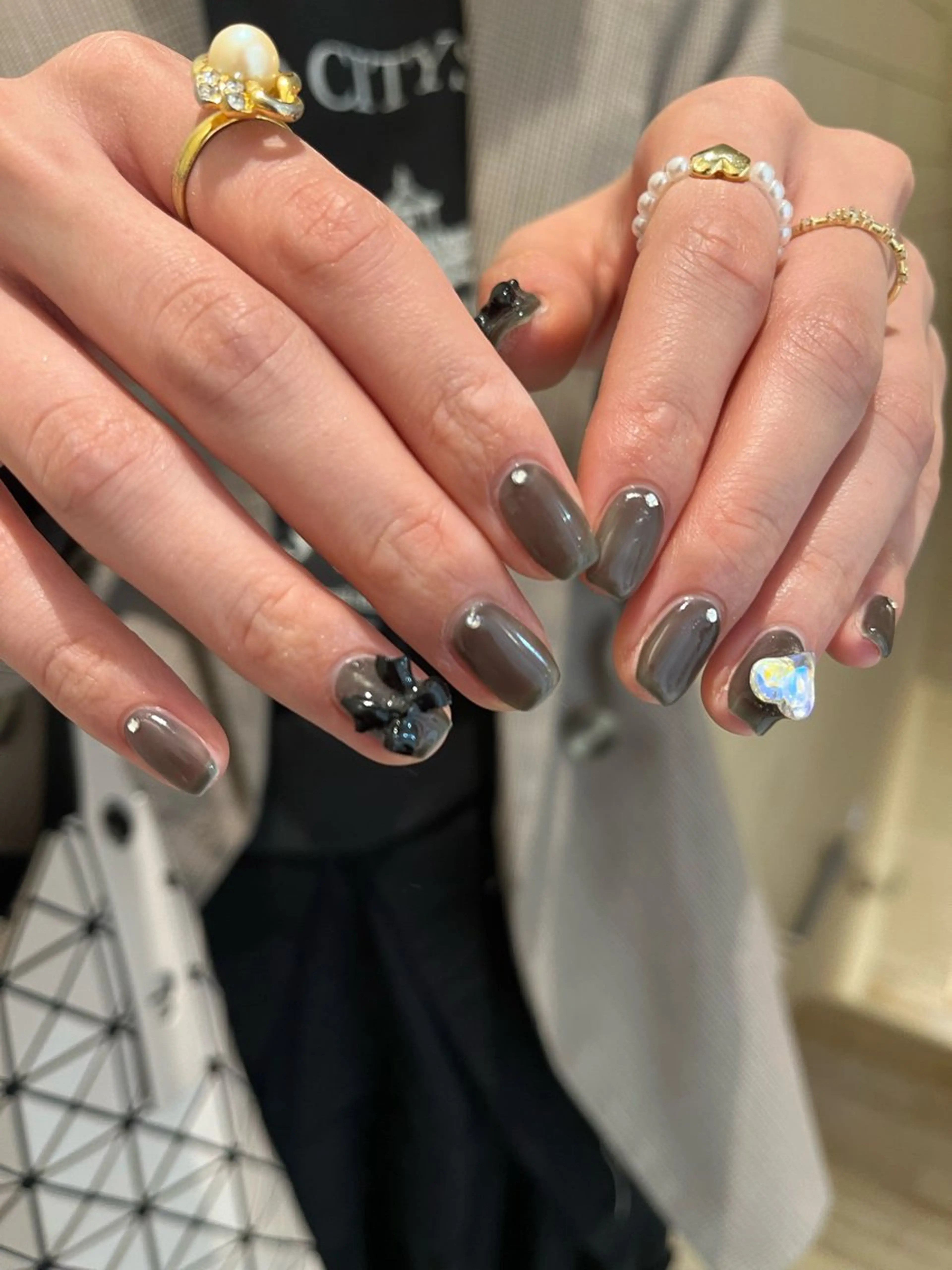 ネイル ハンドネイル Momone ／渋谷／パラジェルのネイルデザイン