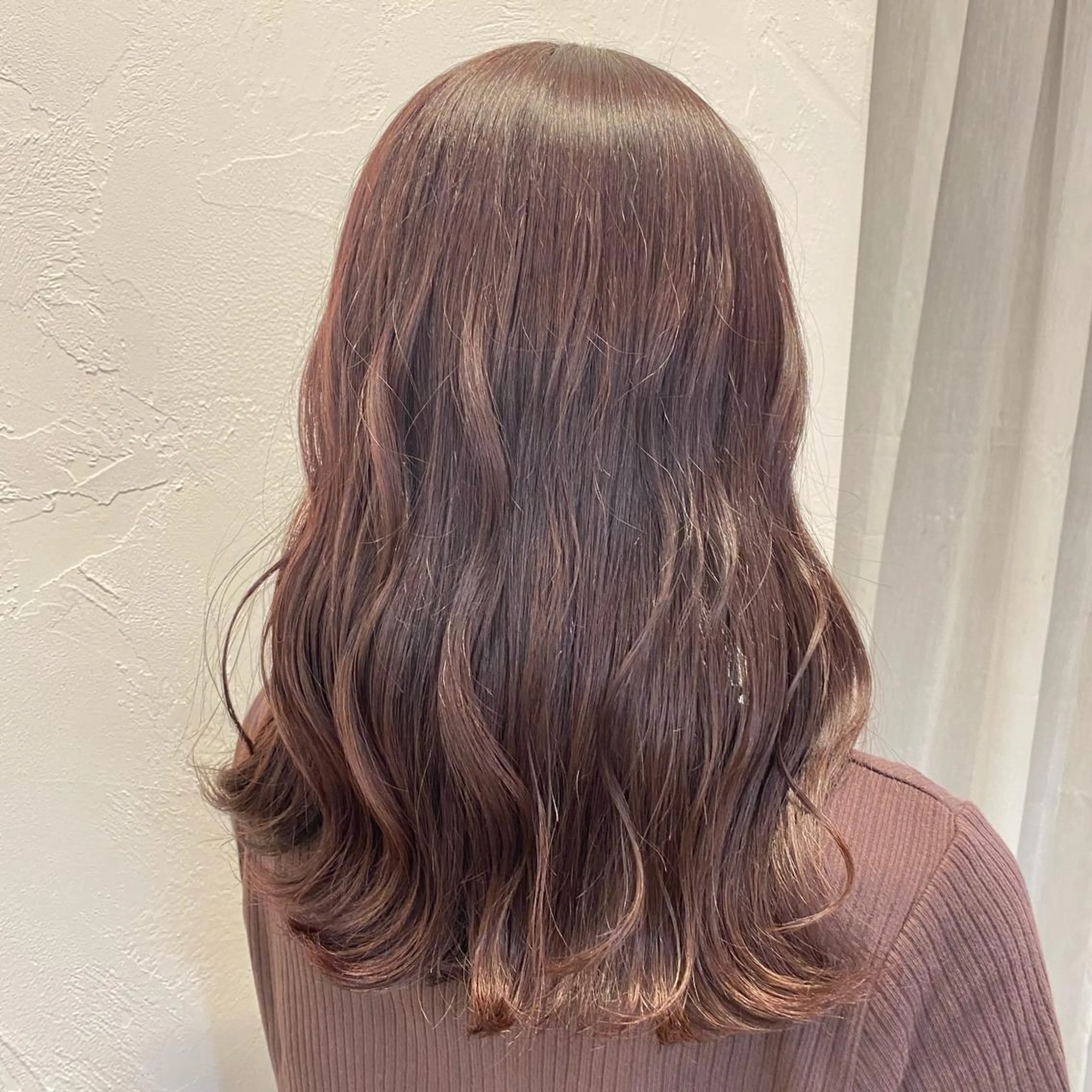 ロング カラー ブリーチ ブラウンカラー ピンクカラー ピンクブラウン 艶カラー 🤍🫧/makoのヘアスタイル